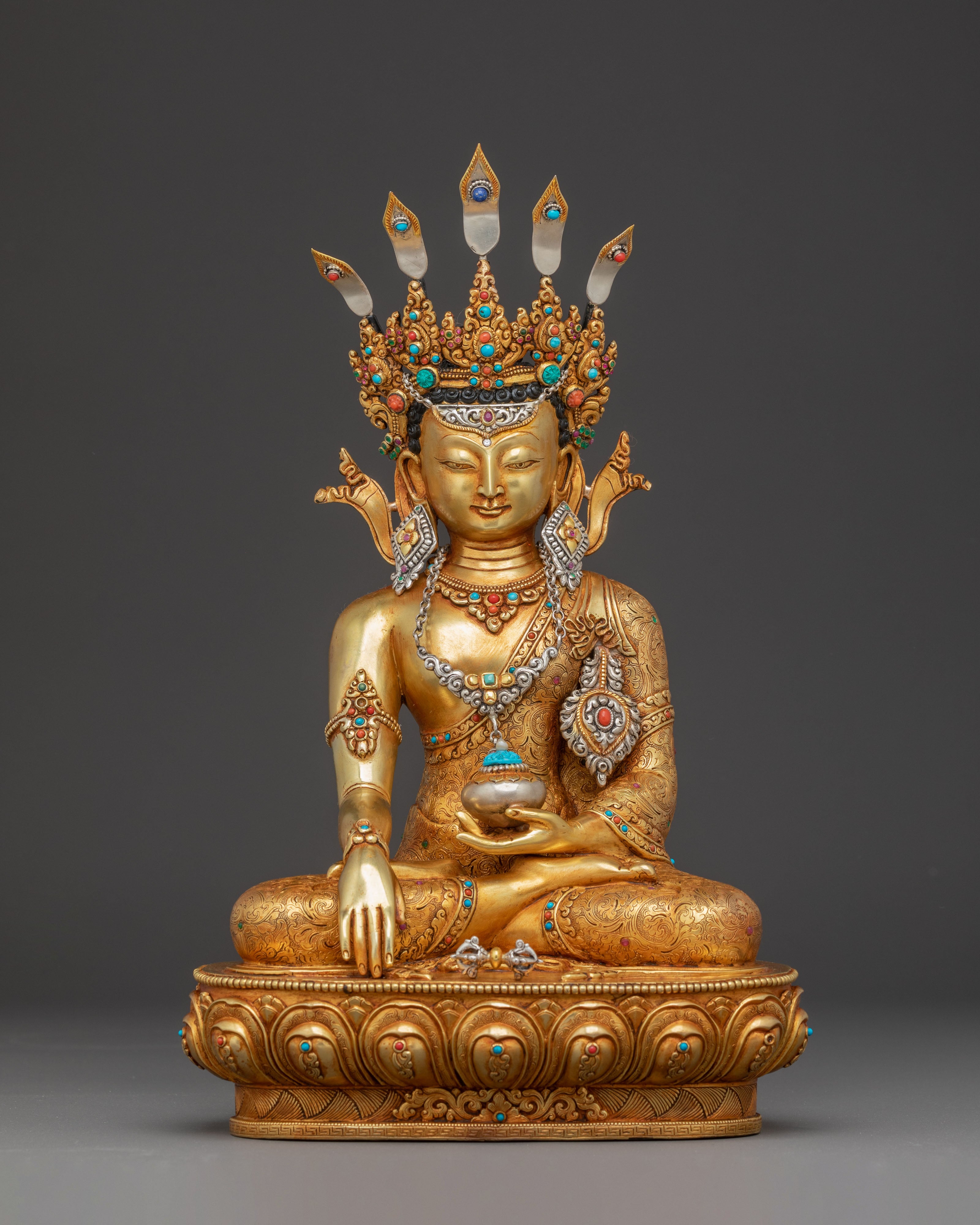 Statue of Dharma Guru Crown Shakyamuni Buddha | Historical Enlightened Master