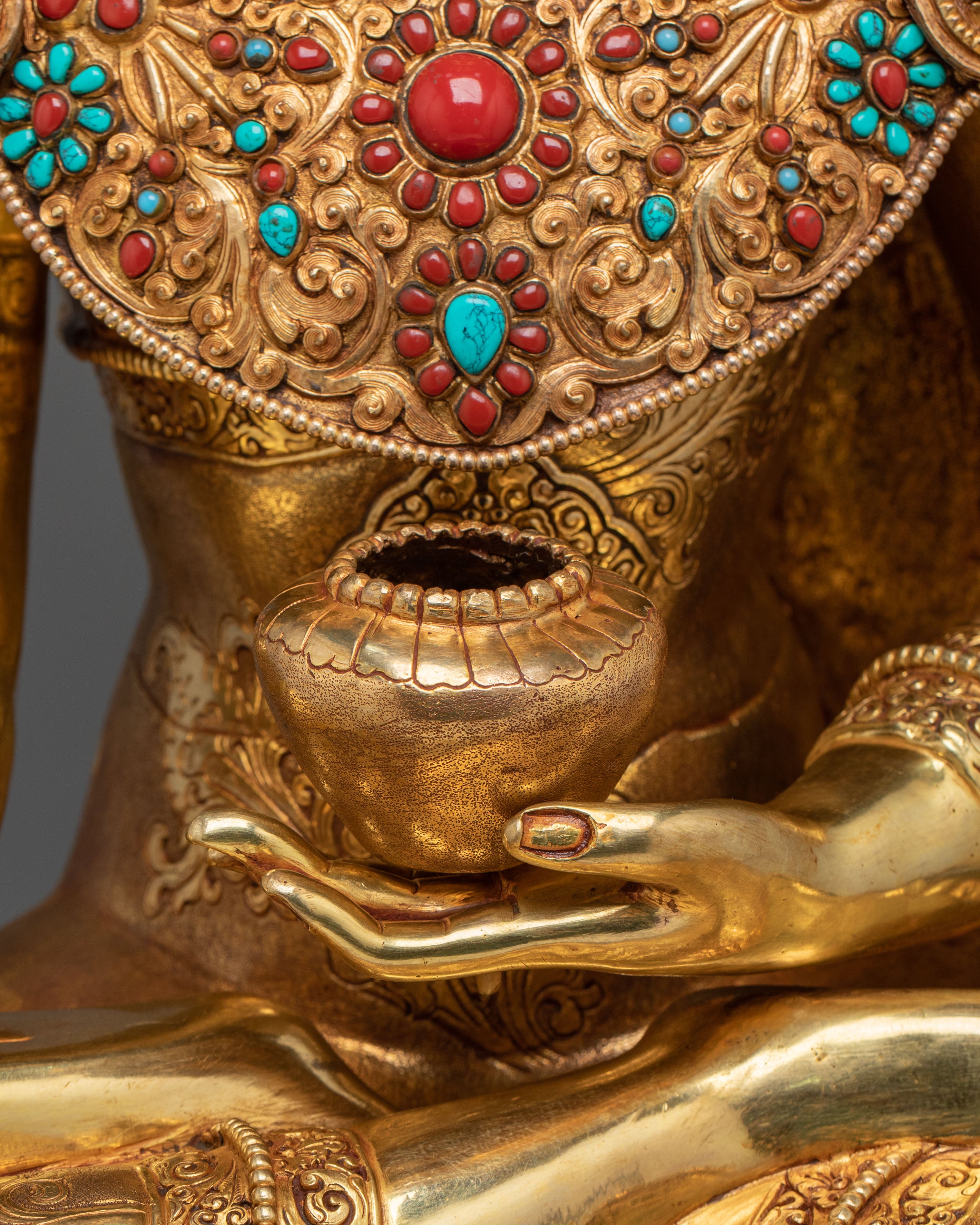 Crown Shakyamuni Buddha Statue | 24K Gold Gilded Figurine