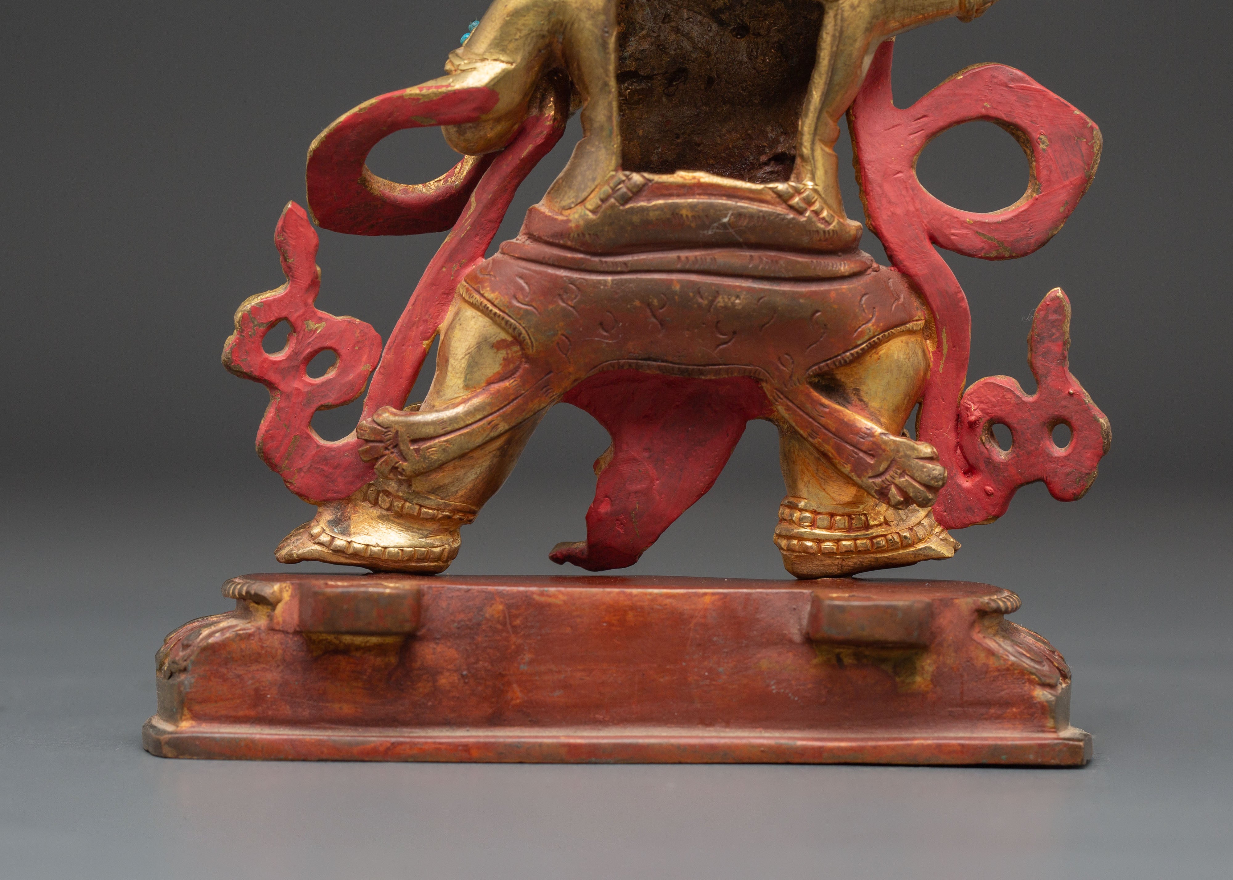 Golden Vajrapani Statue: The Protector of Buddha | Buddhist Spiritual Decor