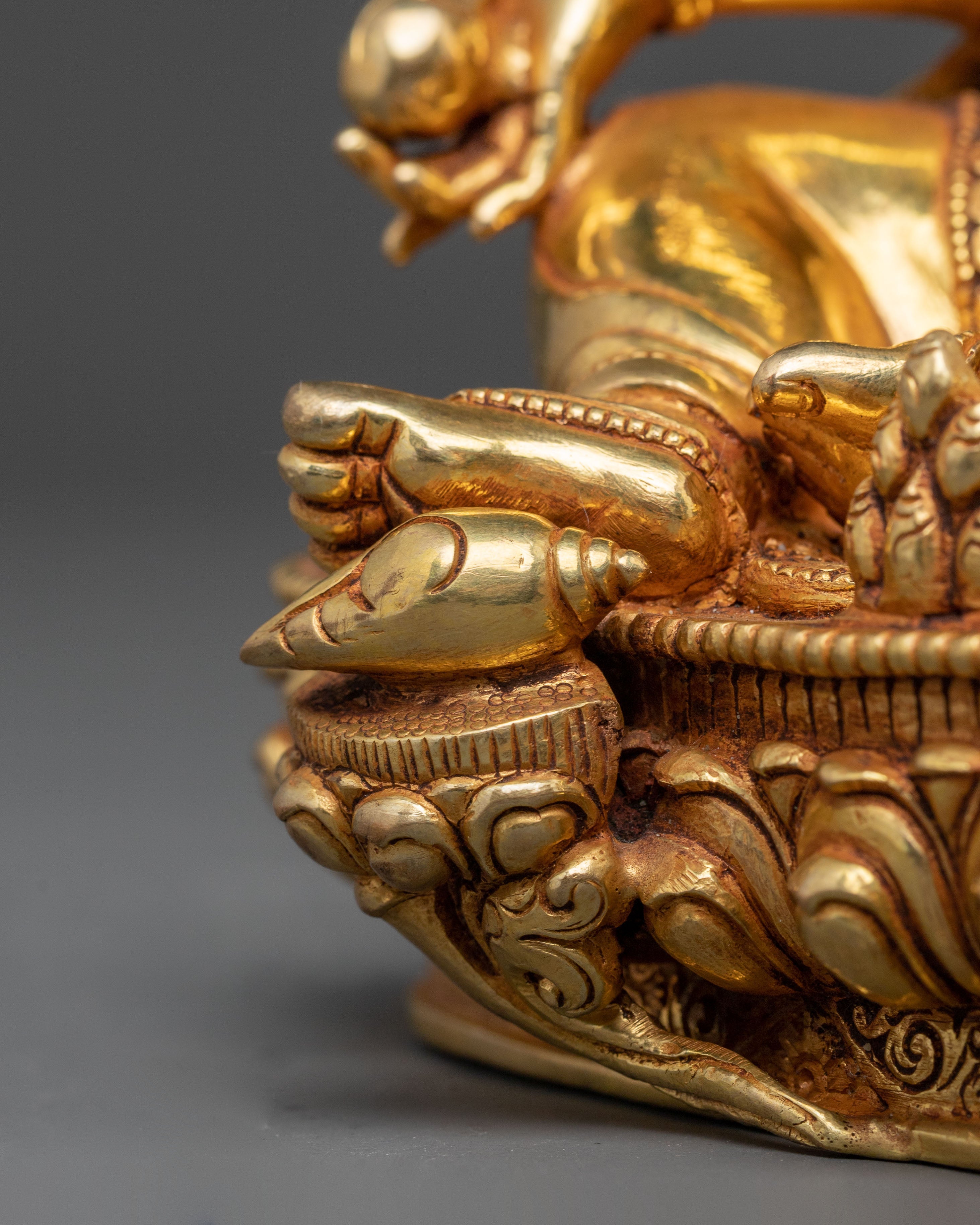 Dzambhala Statue: The Wealth Deity | Symbol of Prosperity