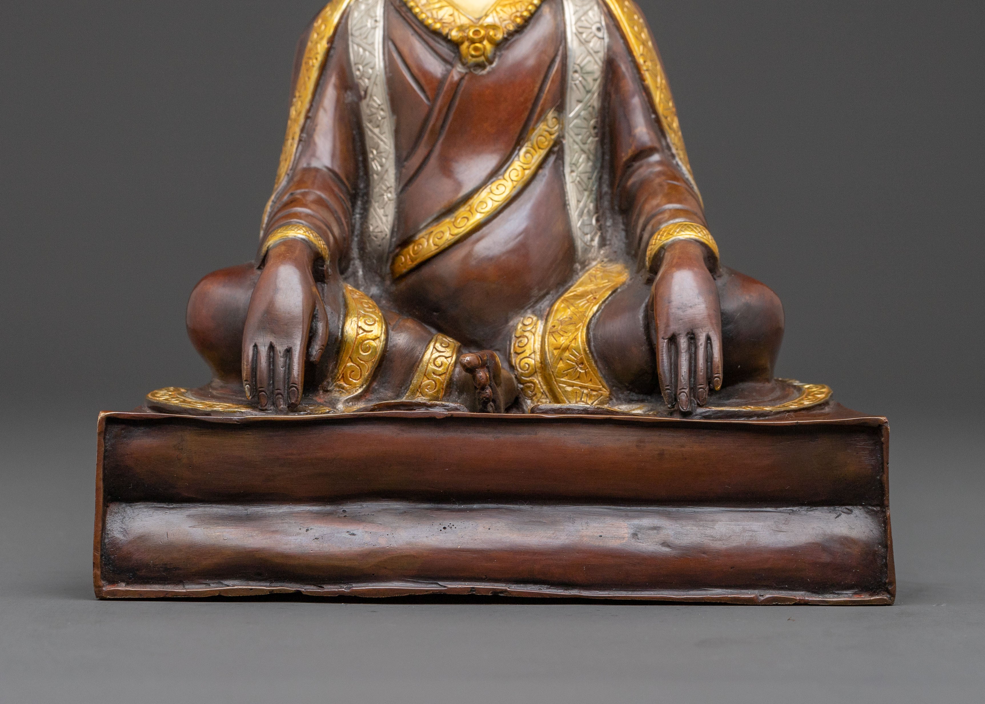Kagyu Masters Statue Set – Revered Lineage Artistry