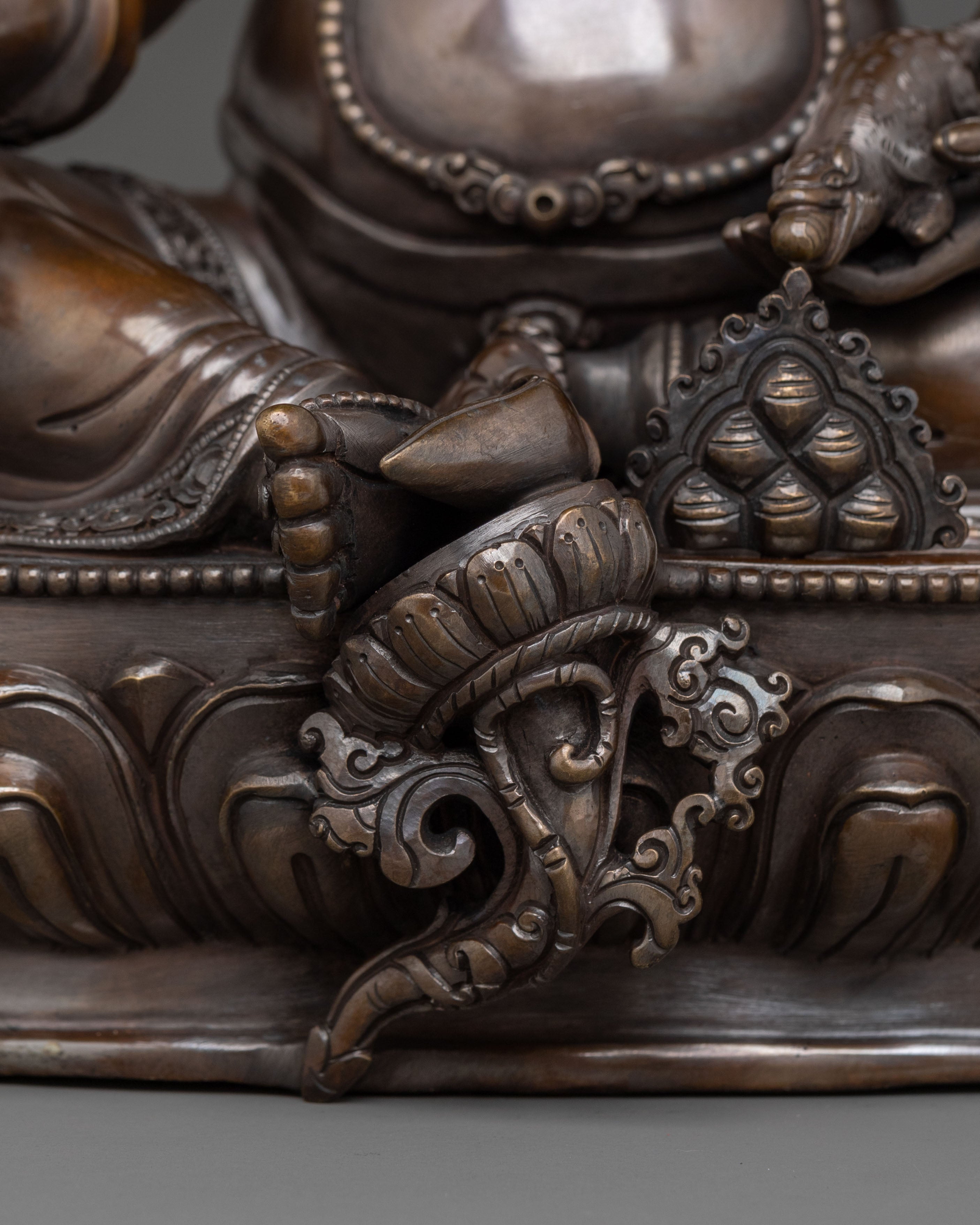 Dzambhala Statue | Tibetan Buddhist Wealth God