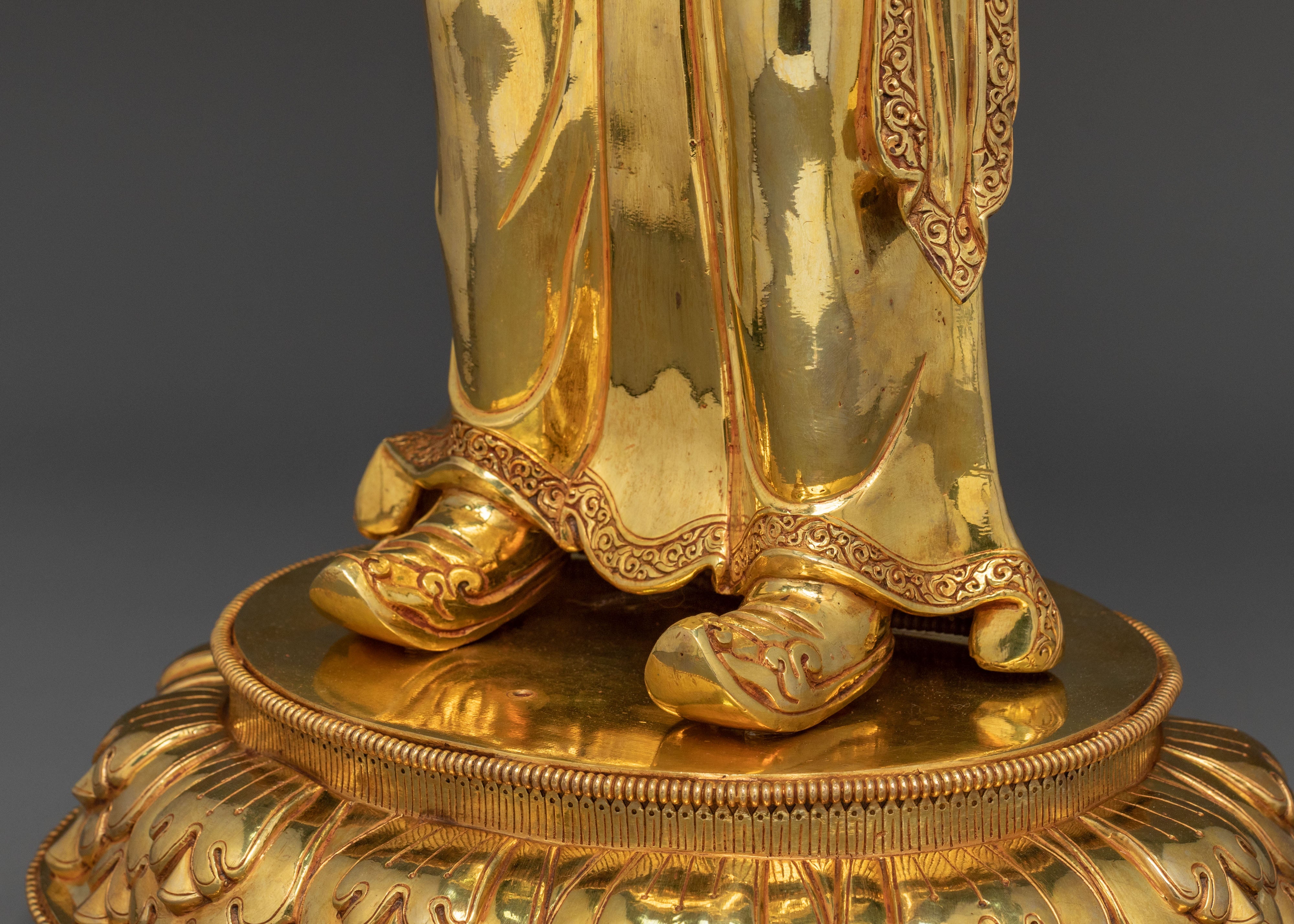 Standing Guru Rinpoche Statue | Buddhist Master