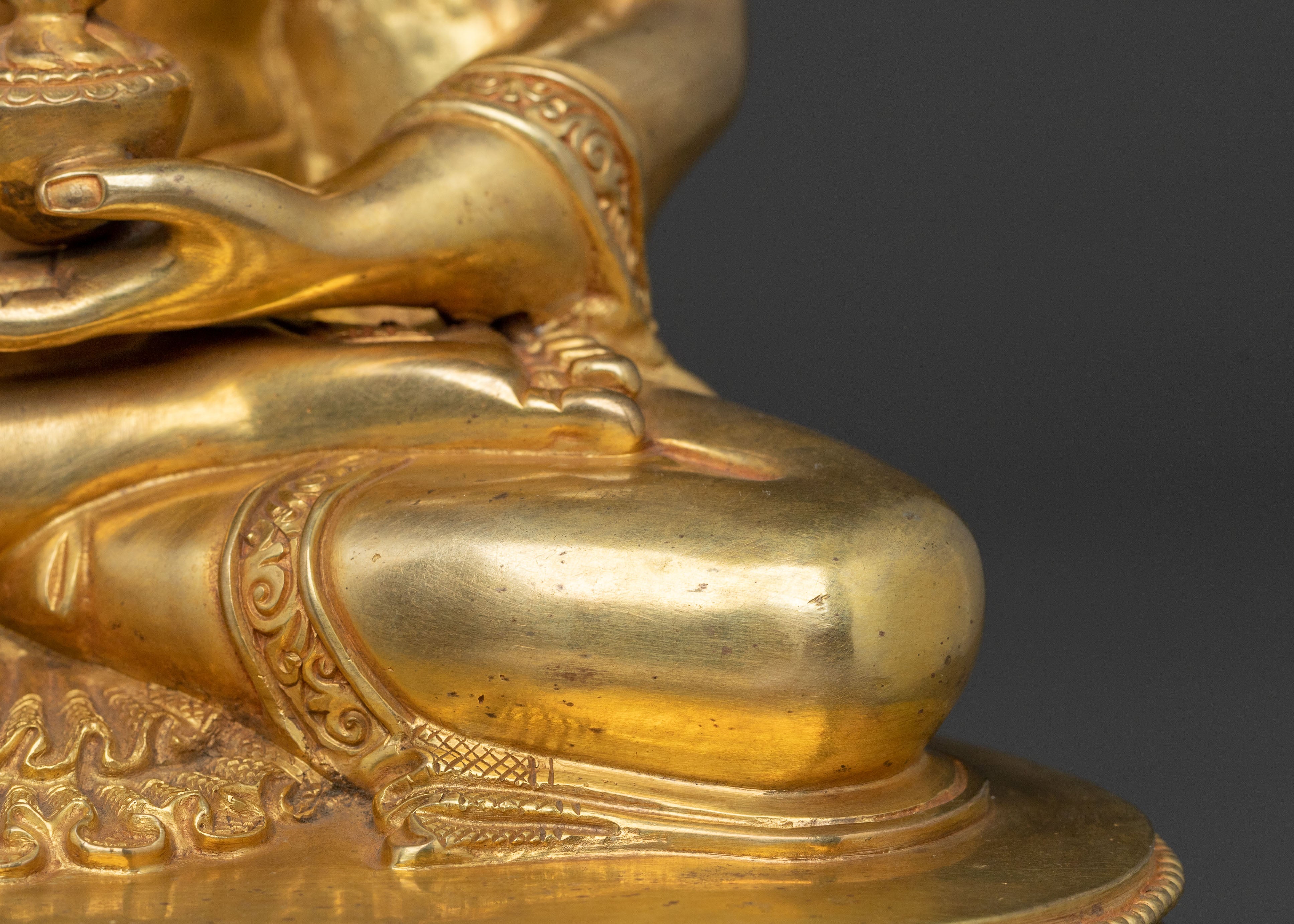 Medicine Buddha Peaceful Statue | Spiritual Healing