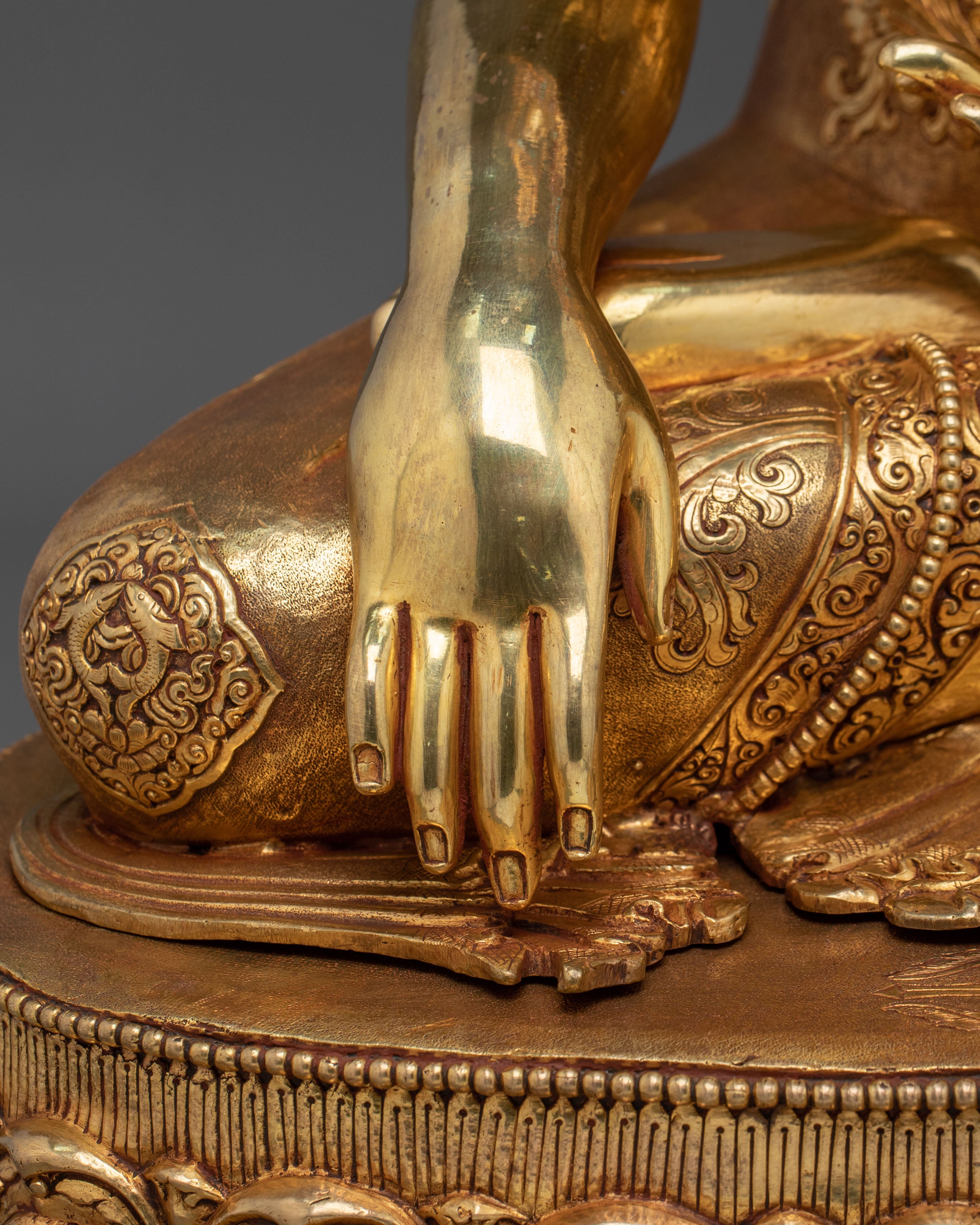 Crown Shakyamuni Buddha Statue | 24K Gold Gilded Figurine