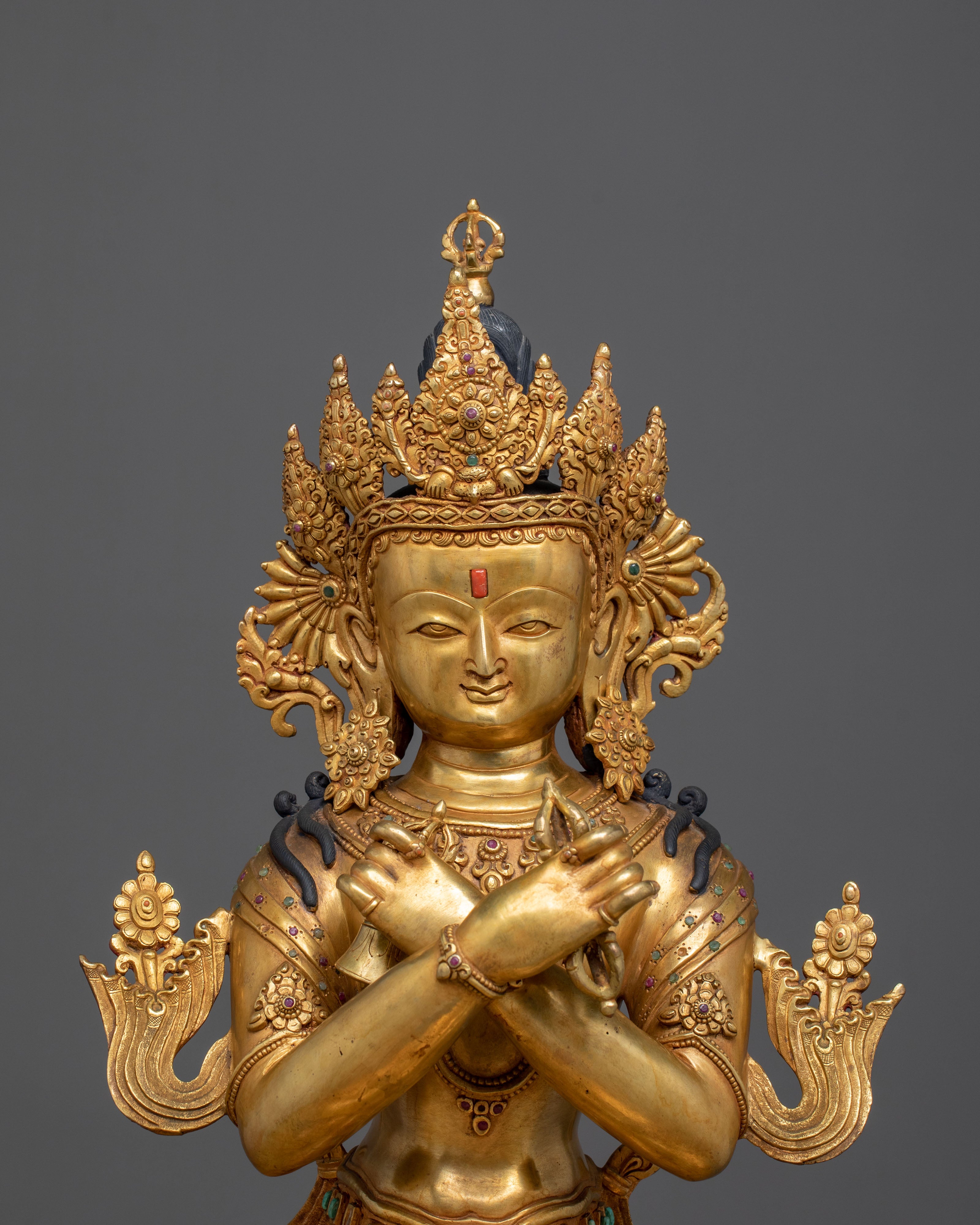 Vajradhara Tibetan Figurine: Exquisite Gilded Copper Masterpiece