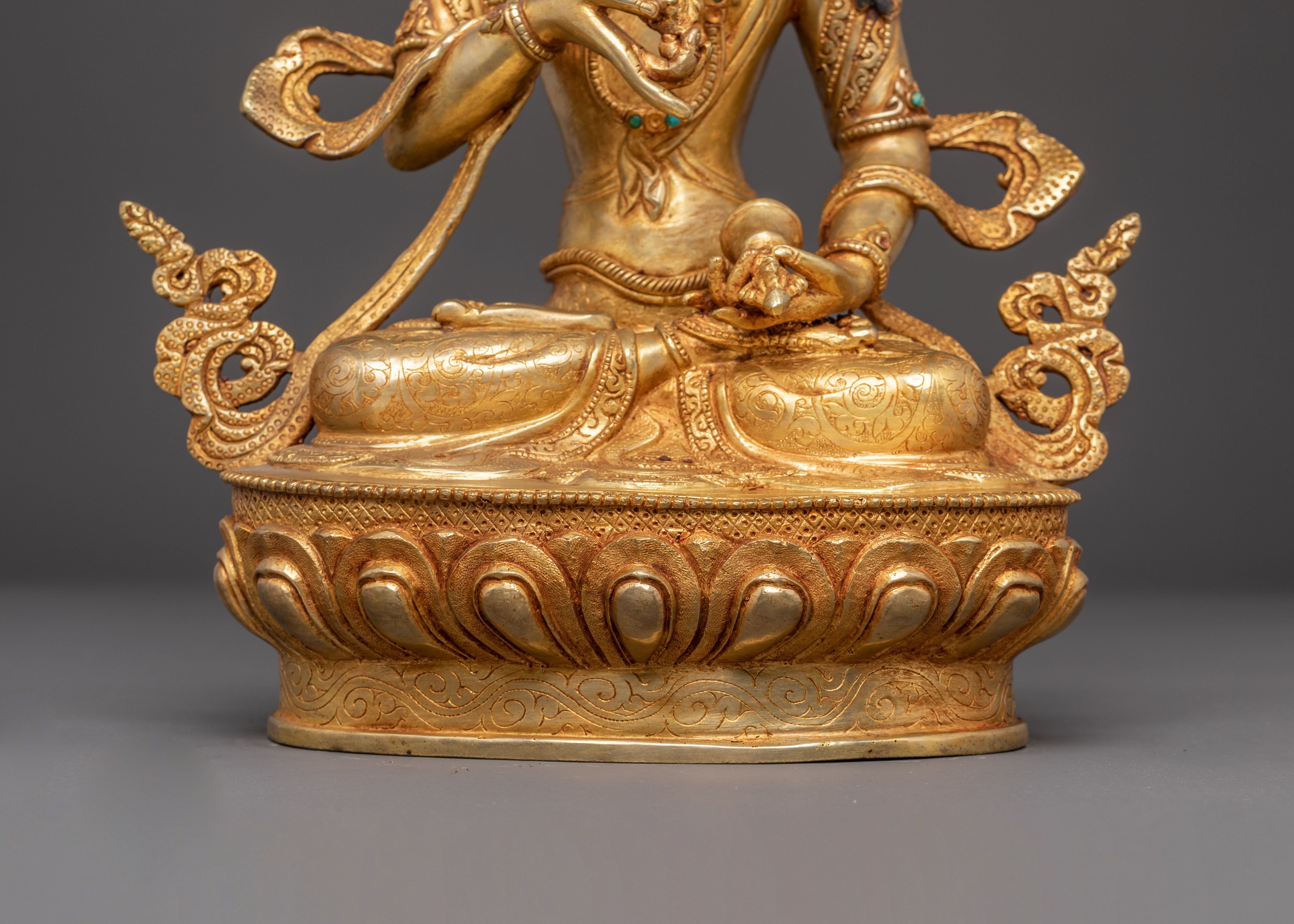 Vajrasattva Statue: Purity in Vajrayana Buddhism