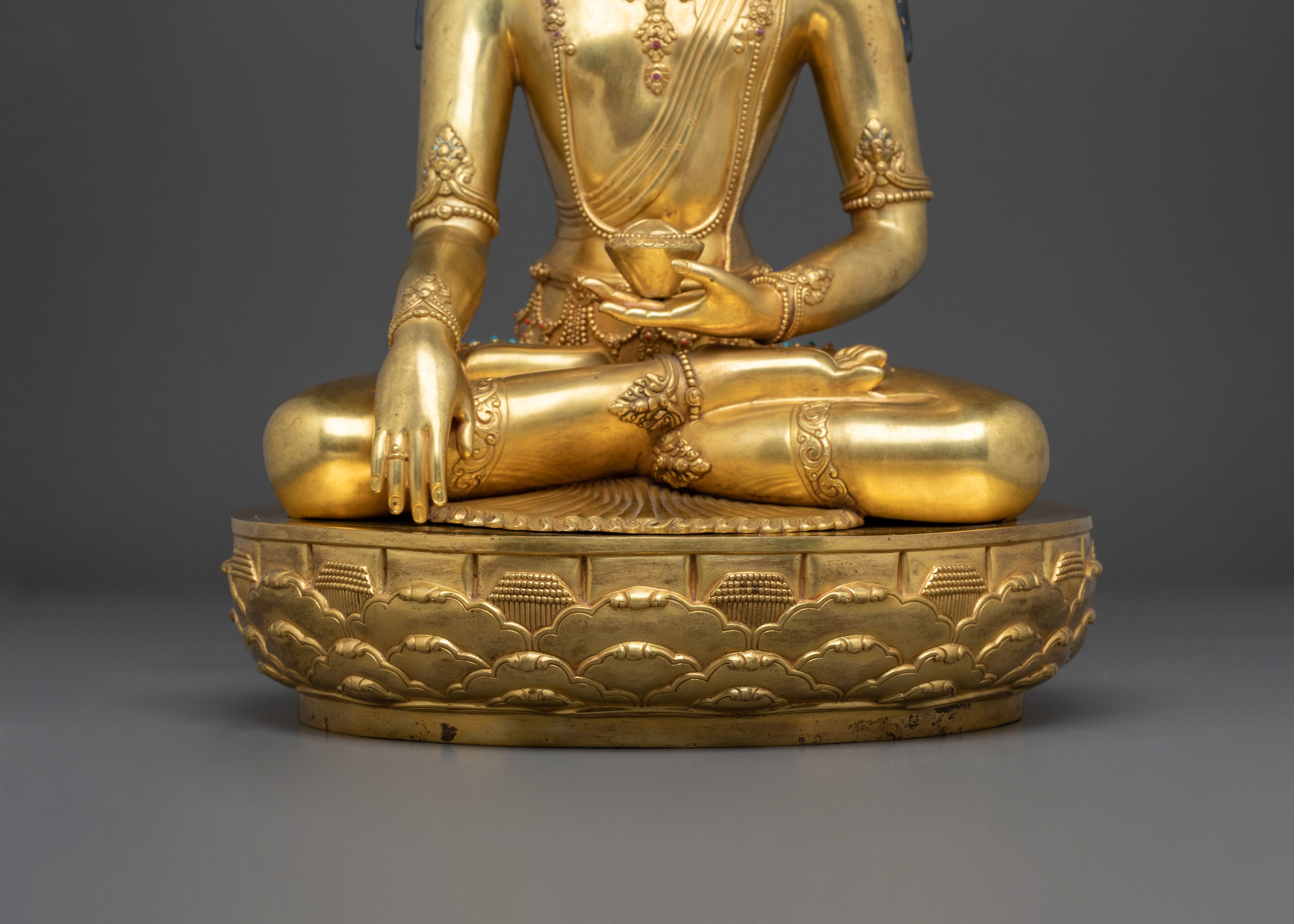 Traditional Himalayan Crown Shakyamuni Buddha Figure