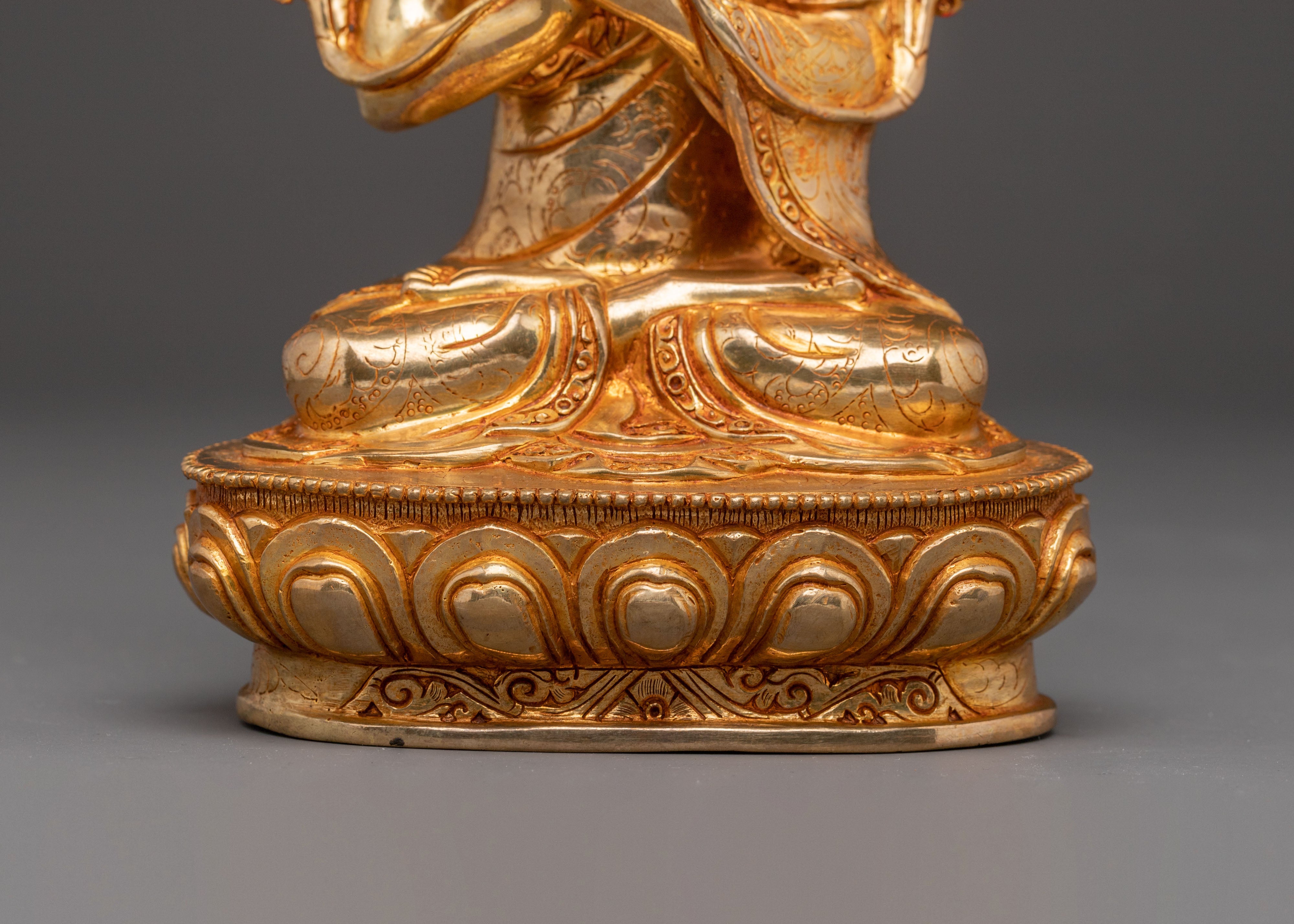 Himalayan Buddhist Master Tsongkhapa Handcrafted Statue