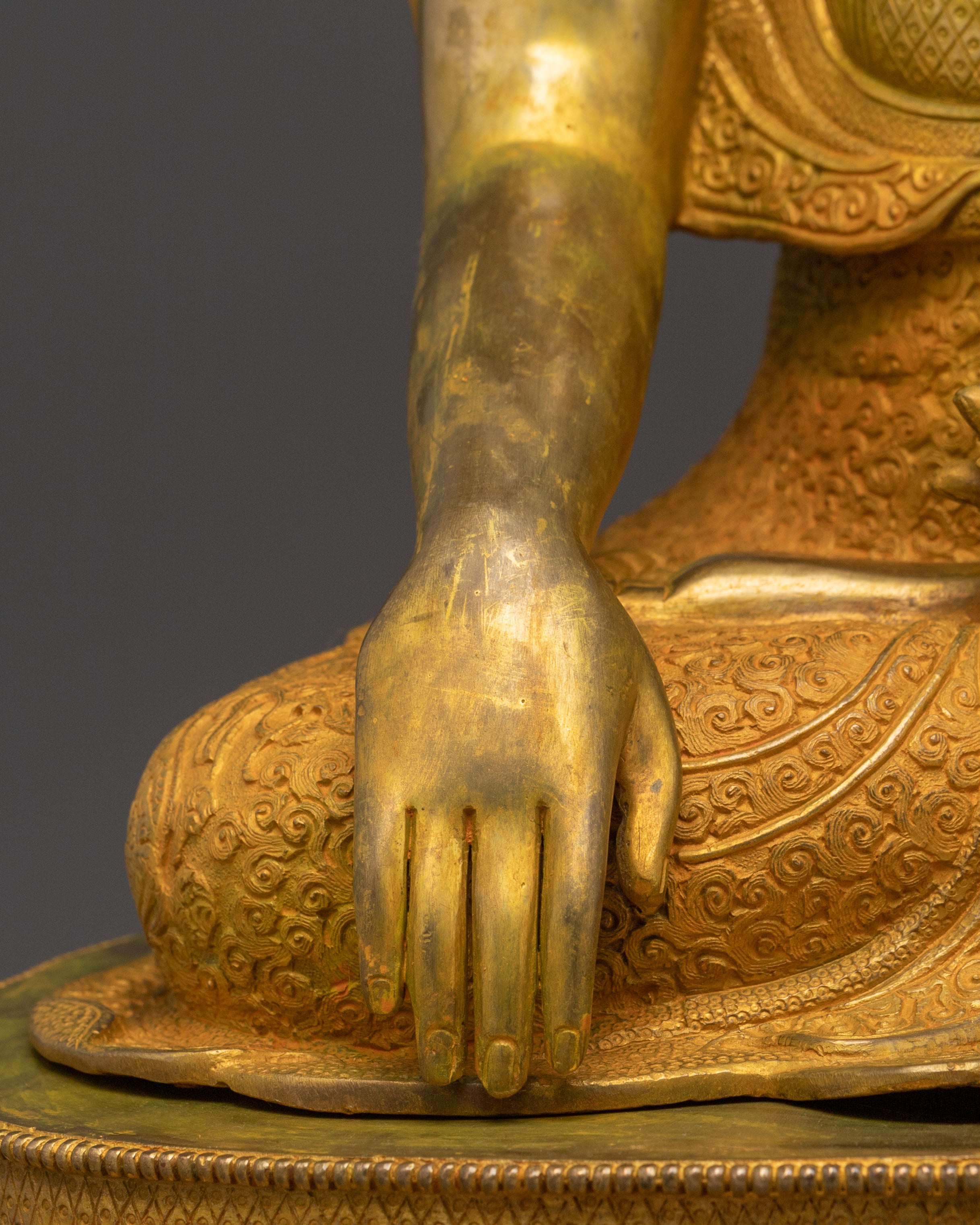 Shakyamuni Buddha Elegant Sculpture | Enlightened One