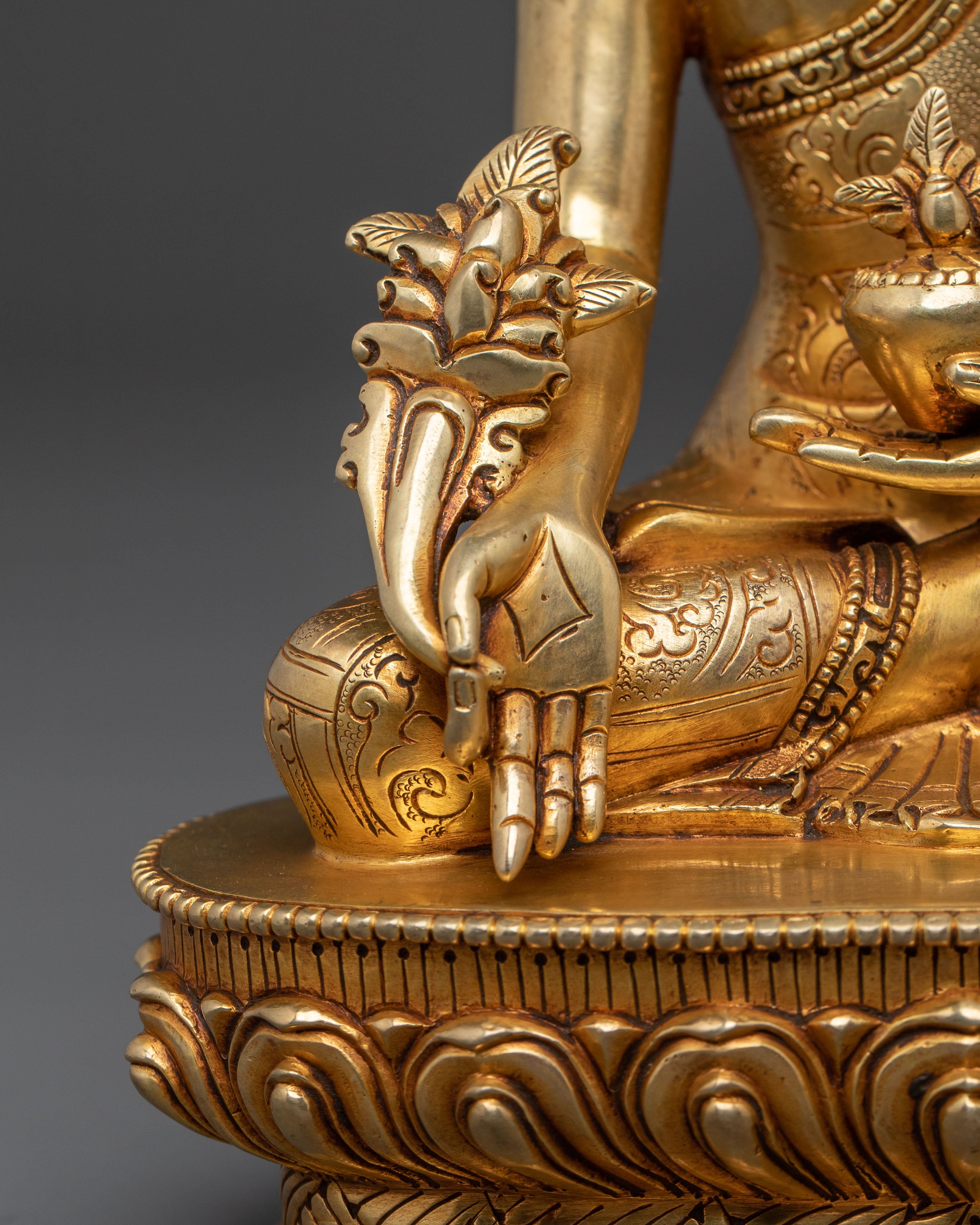 Bhaisajyaguru Healing Buddha Statue