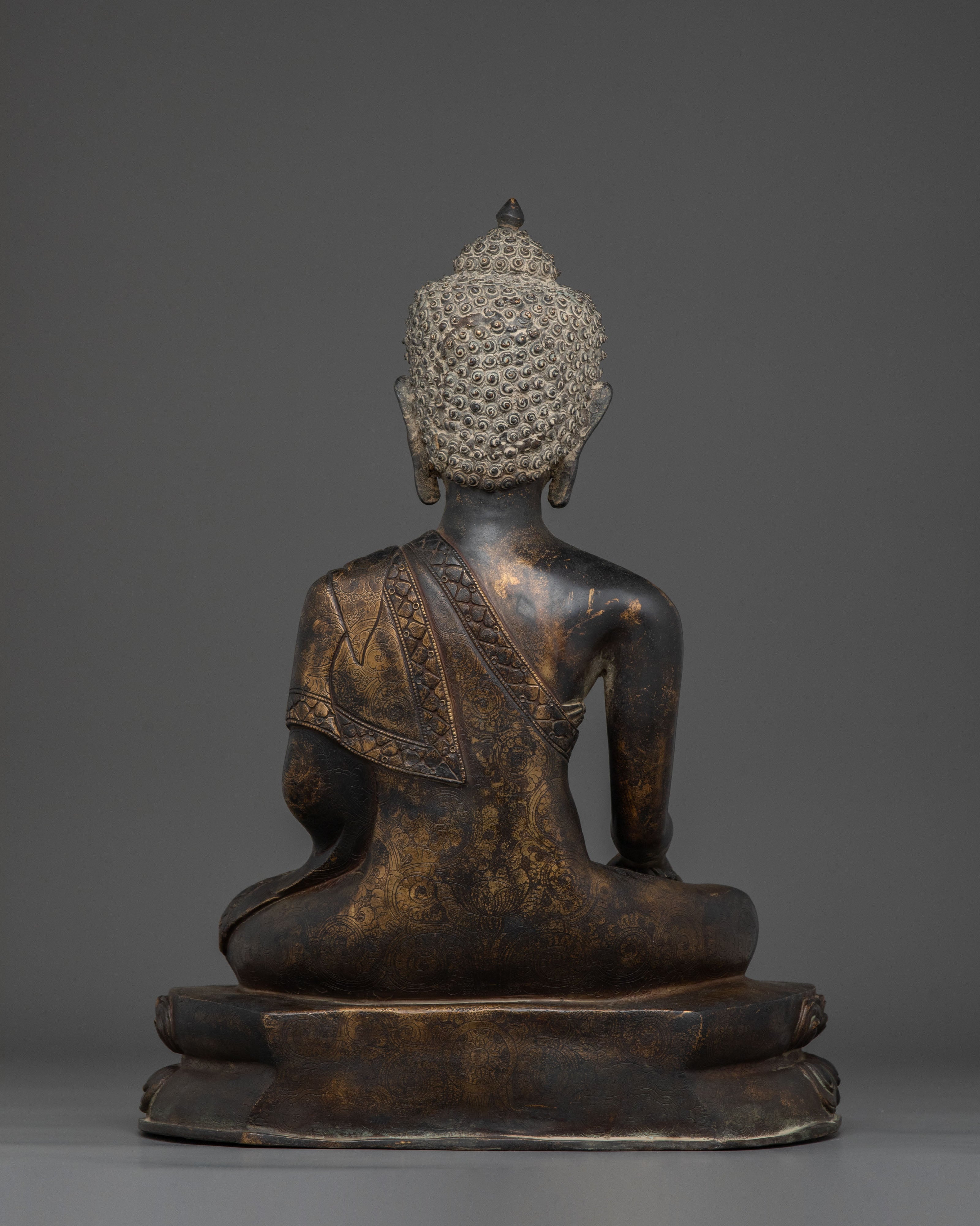 Siddhartha Gautama Spiritual Sculpture | Historical Buddha