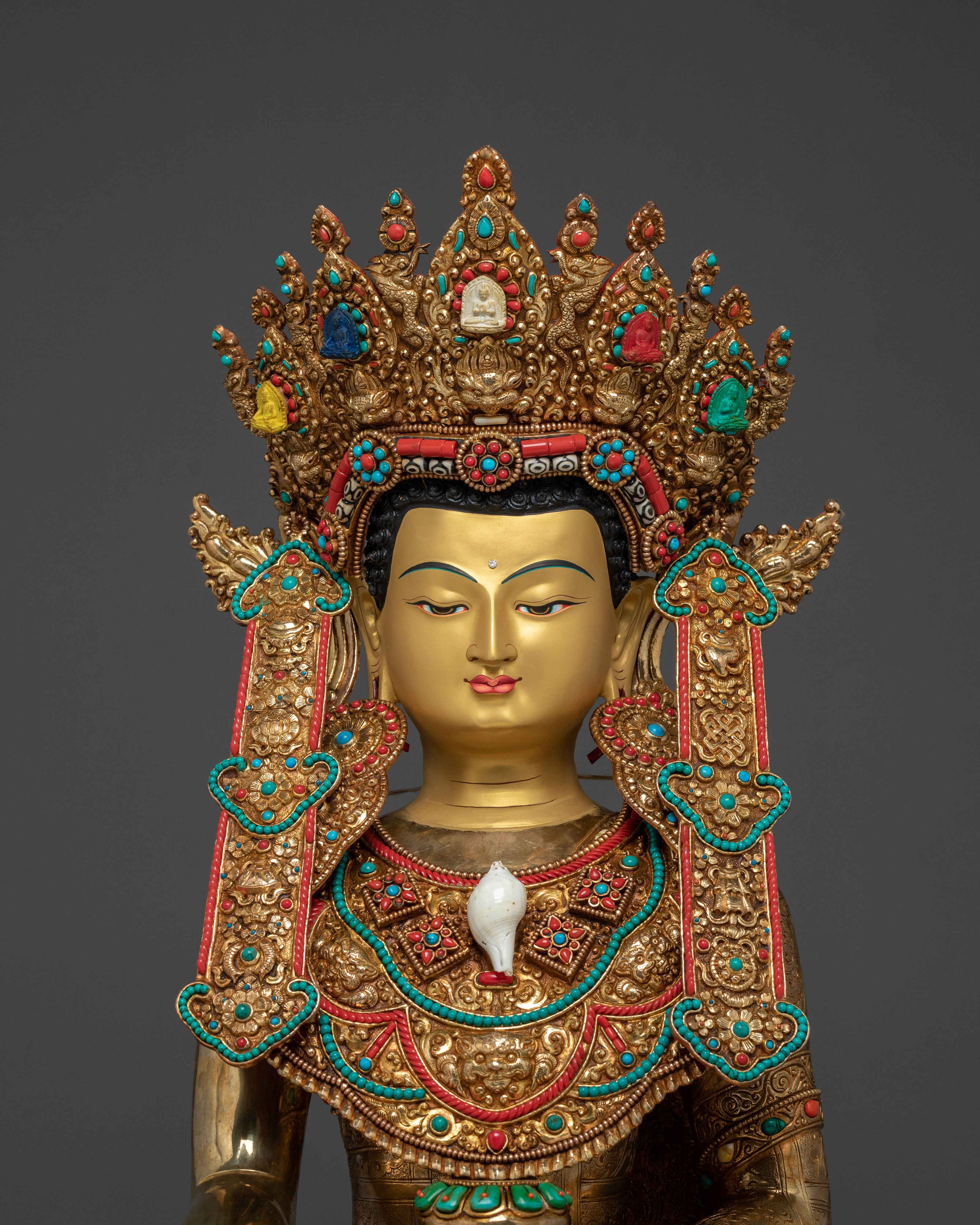 Crowned Buddha of Enlightenment Statue: Sacred Symbol of Wisdom and Awakening