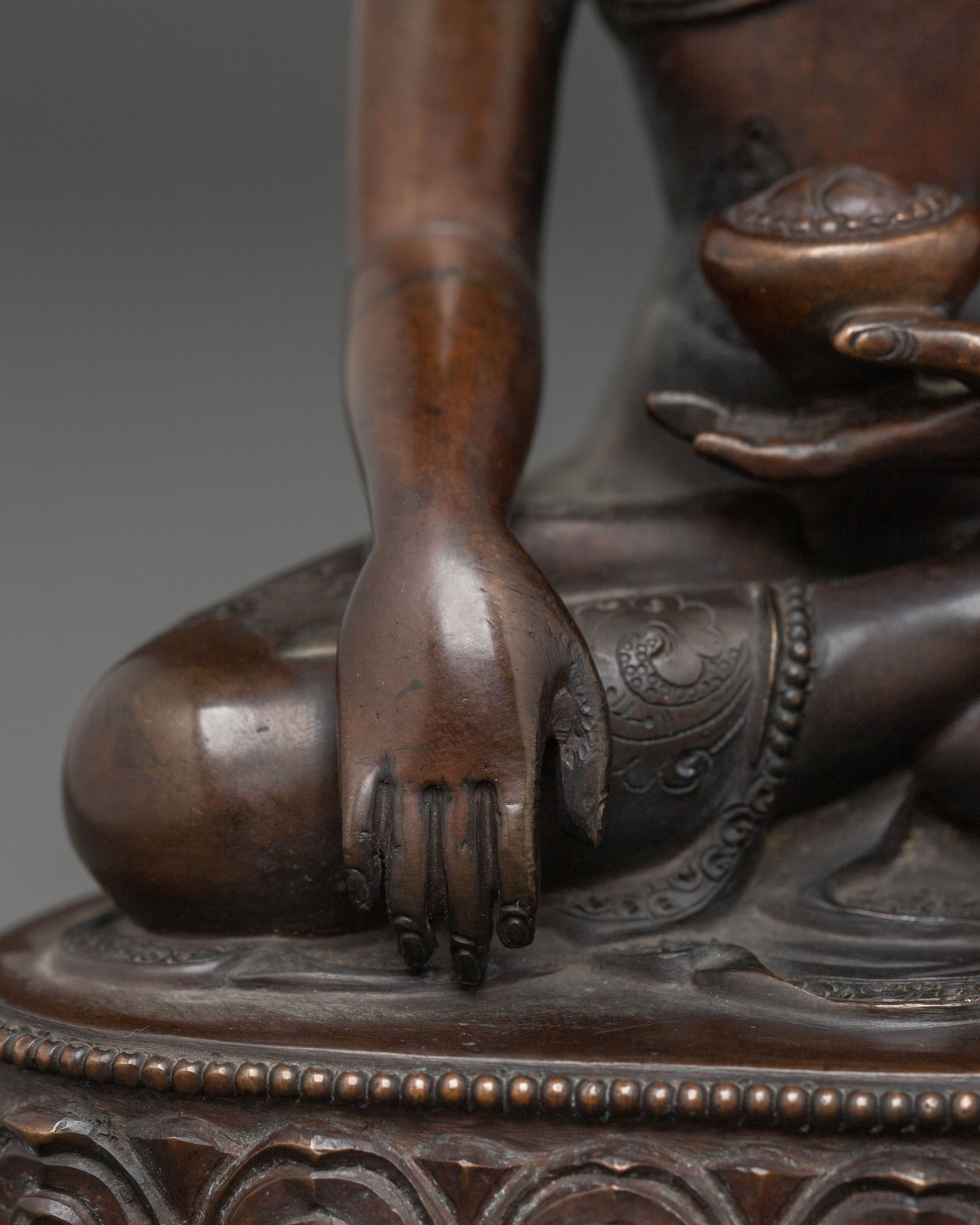 Shakyamuni Buddha Wisdom Figure | Wisdom & Serenity