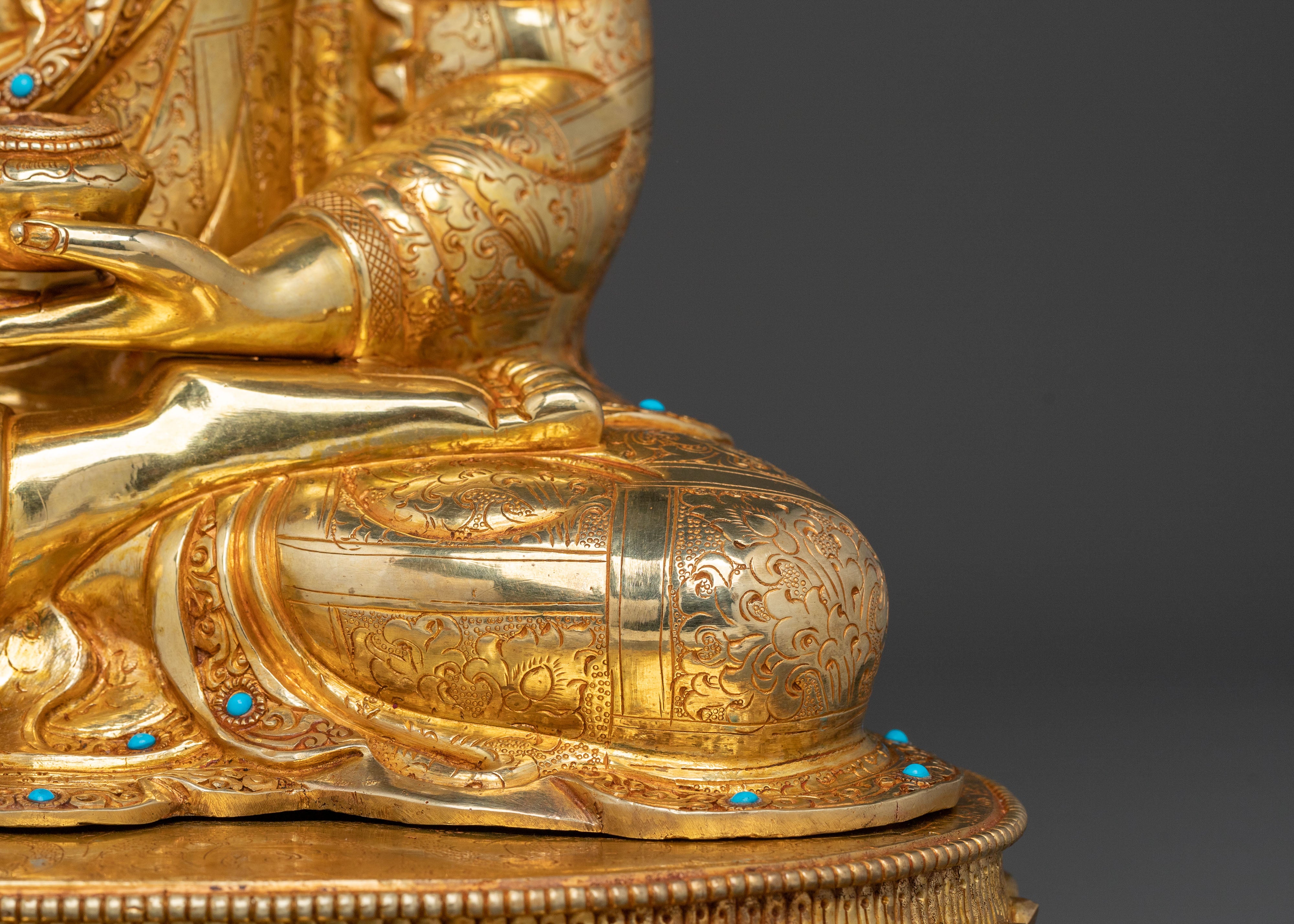 Shakyamuni Buddha Statue: Serenity Figurine