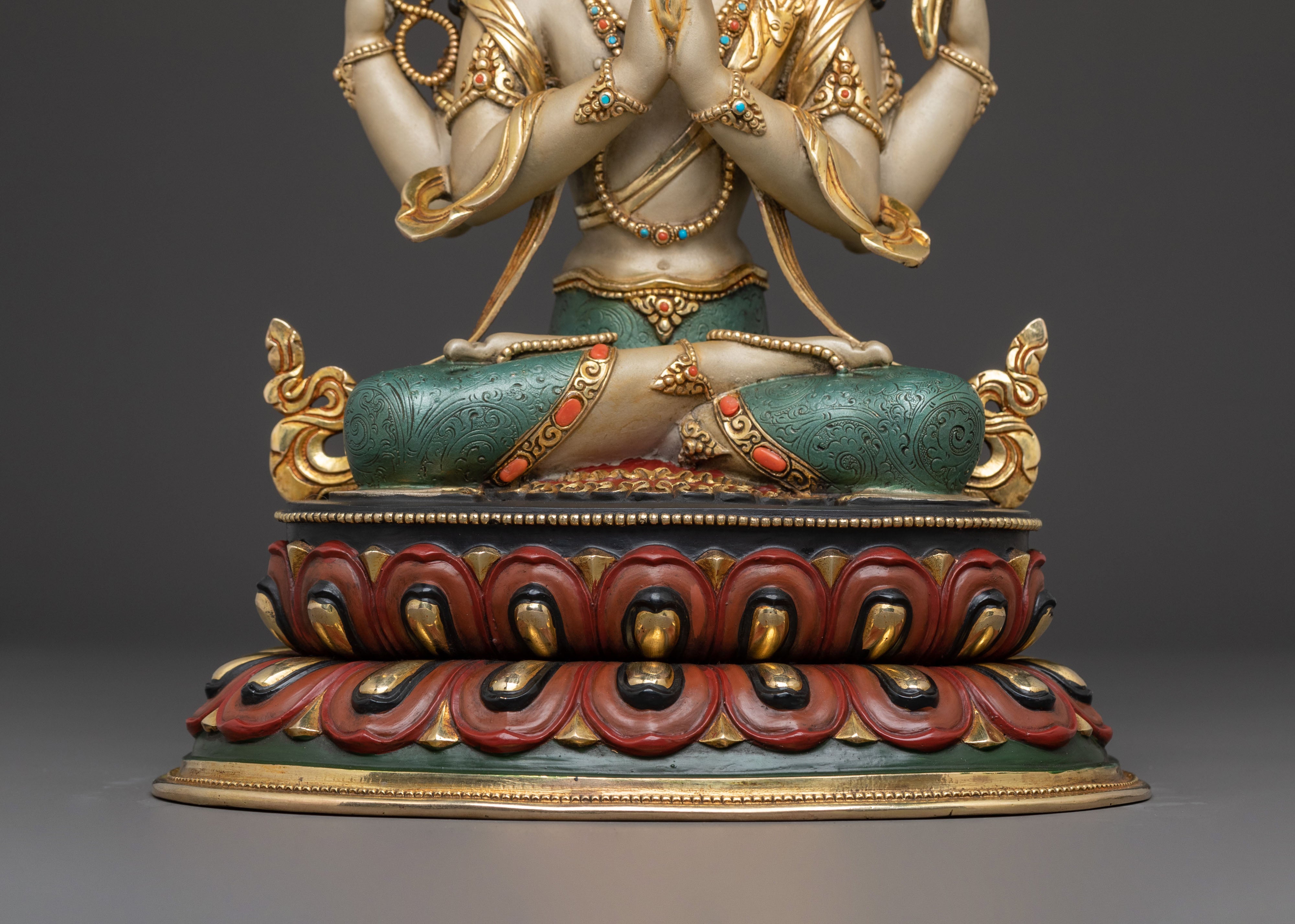 Chenrezig Sacred Compassion Statue: Gold-Plated Devotion