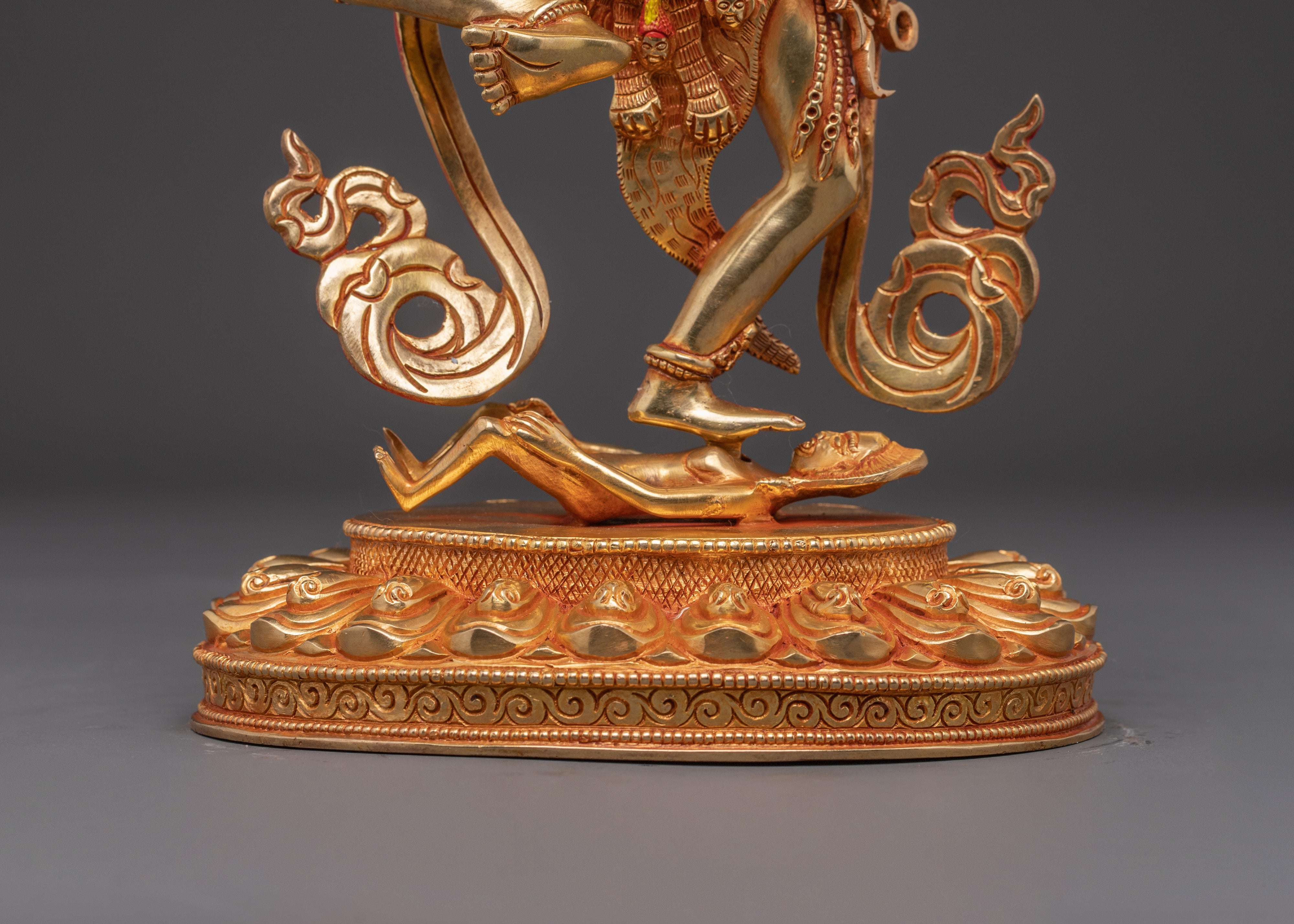 Goddess Kurukulla Sculpture: The Powerful Enchantress | Tantric Goddess of Love