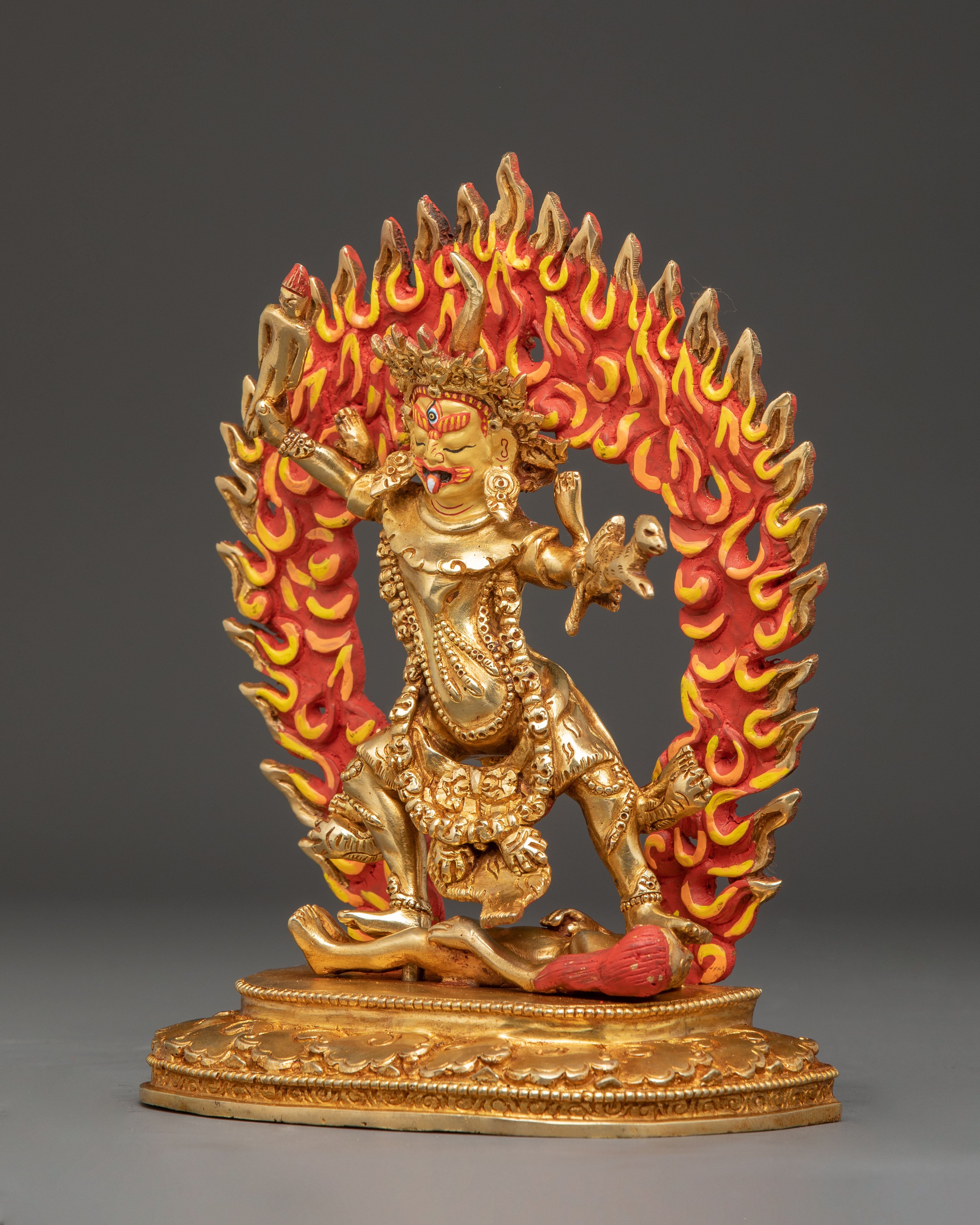 Ekajati Statue: Protector in Vajrayana Buddhist Art