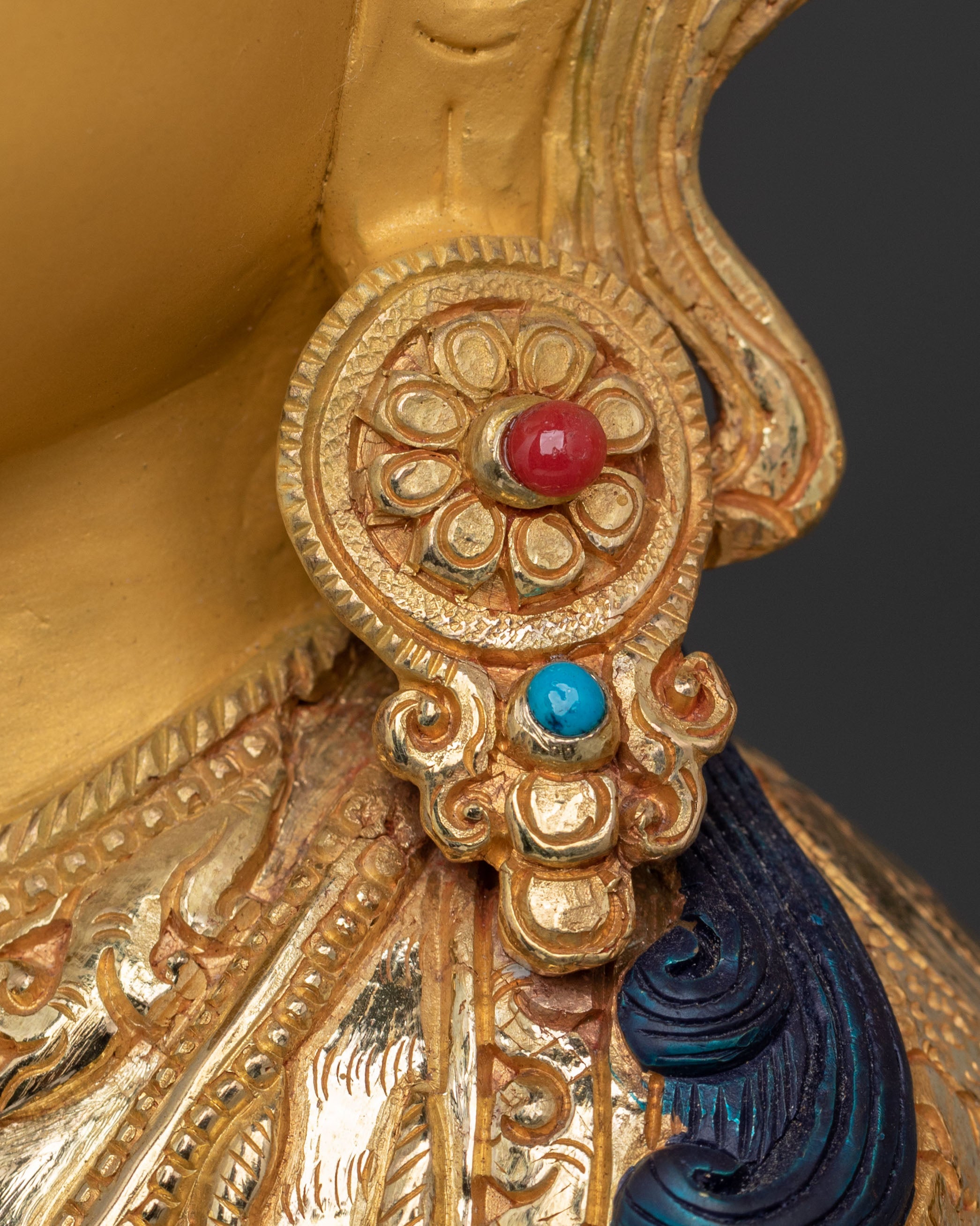 Chenrezig Statue: 24K Gold Gilded Figurine