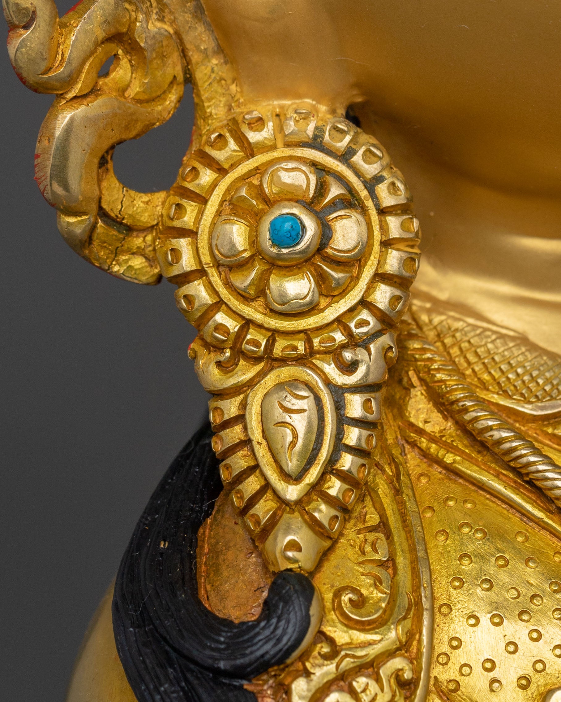 Guru Rinpoche Sculpture | Precious Guru