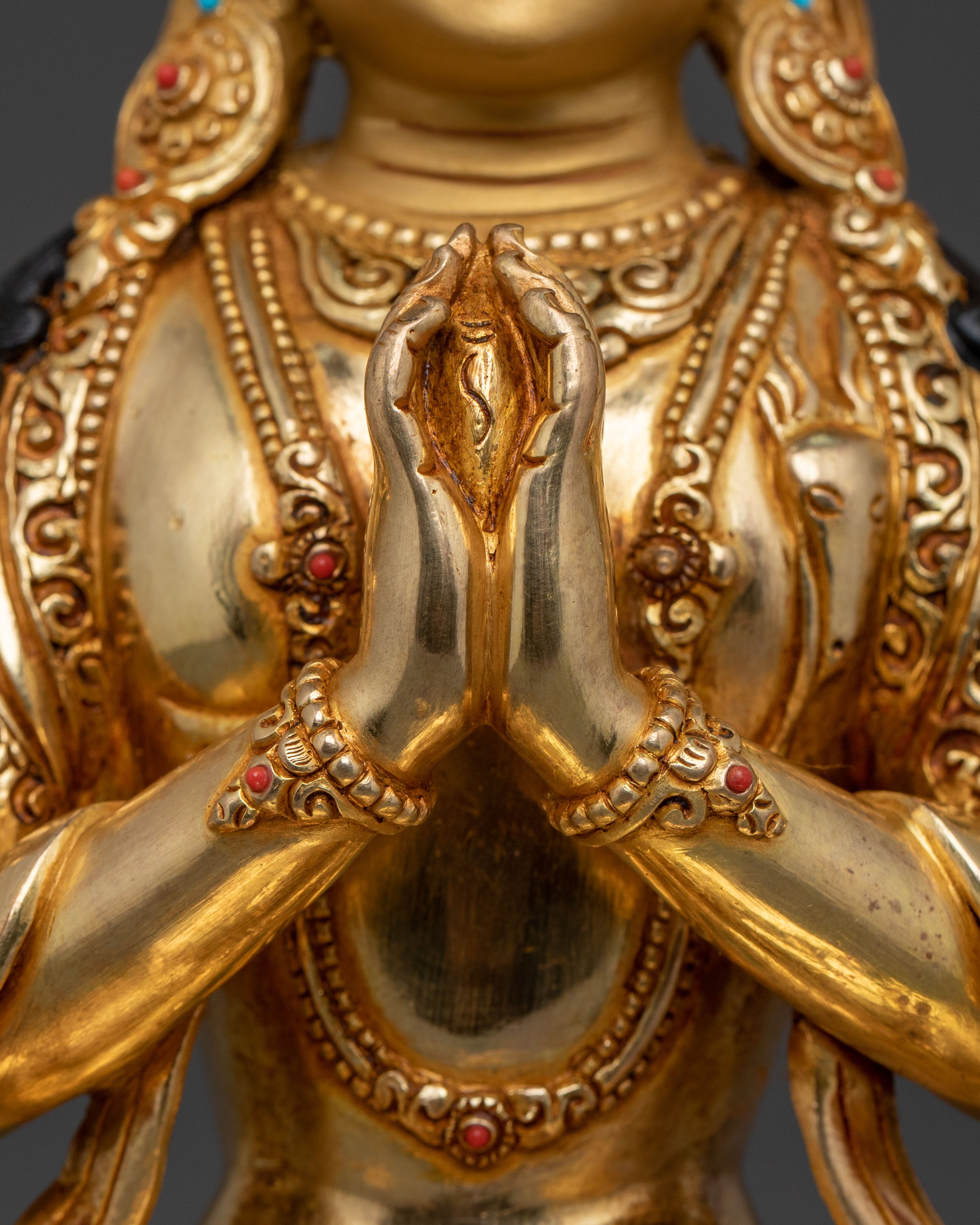 Avalokitesvara Statue | Symbol of Infinite Compassion