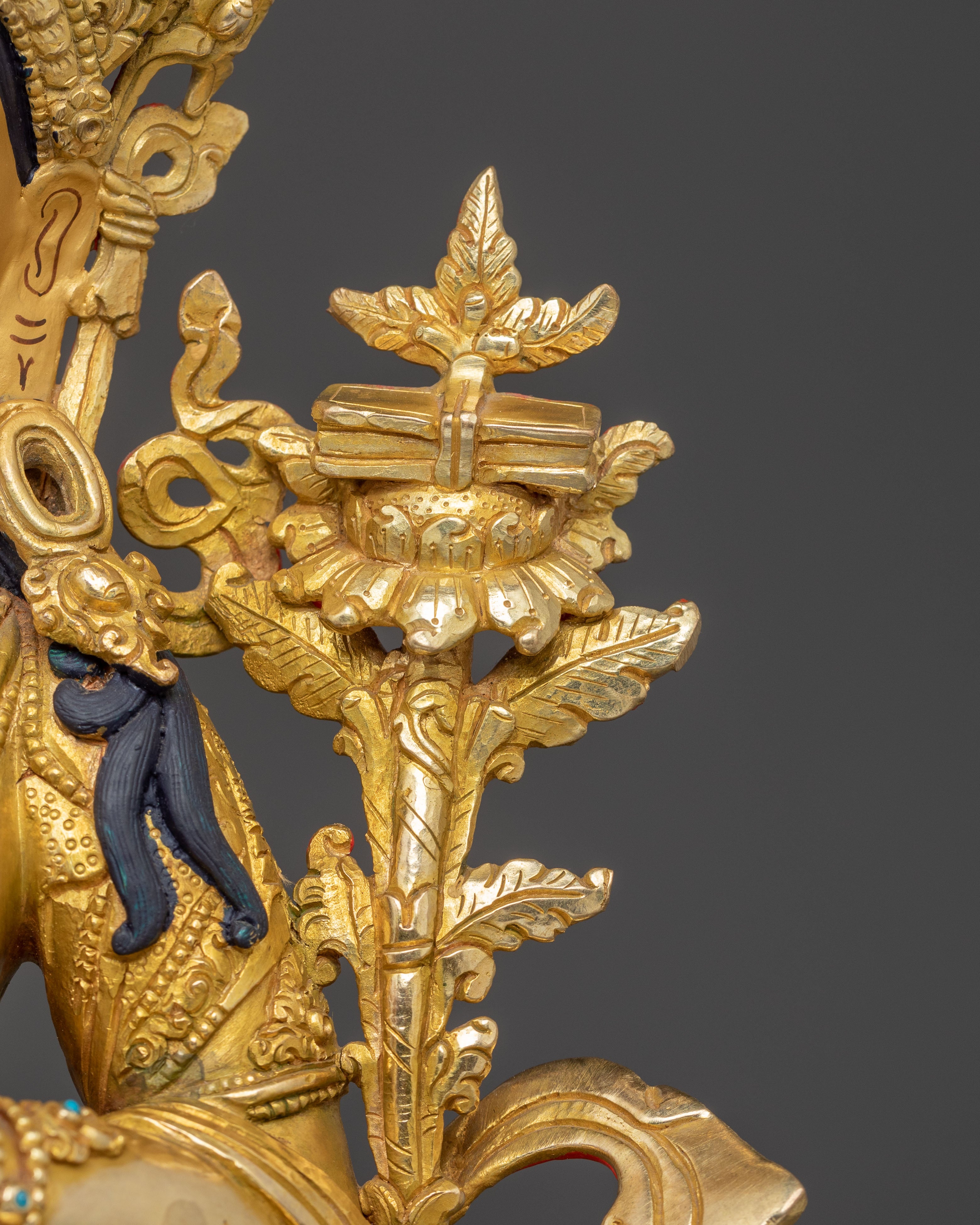 Manjushri Statue: The Power and Wisdom | Spiritual Enlightenment