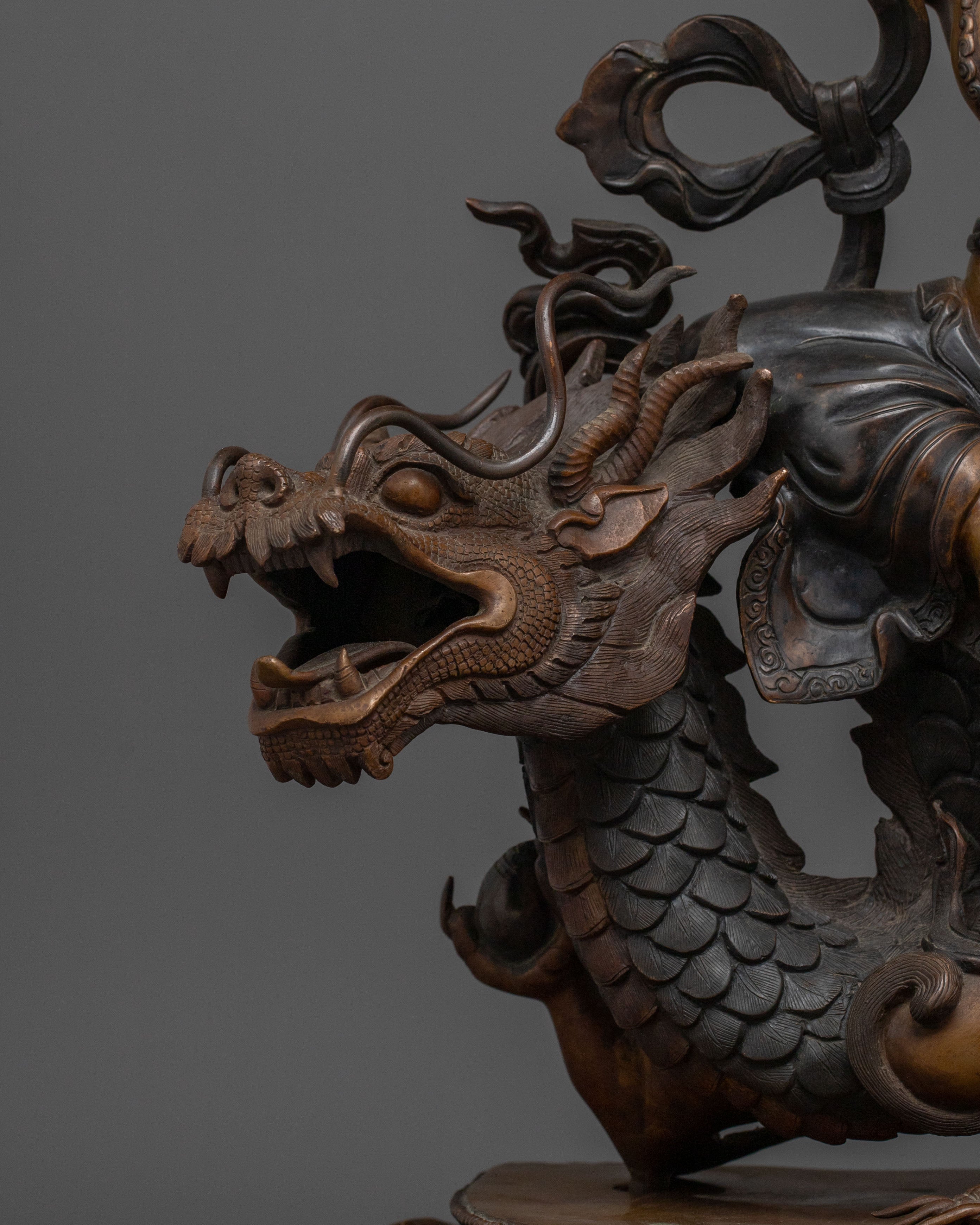 White Dzambhala Statue | Wealth God