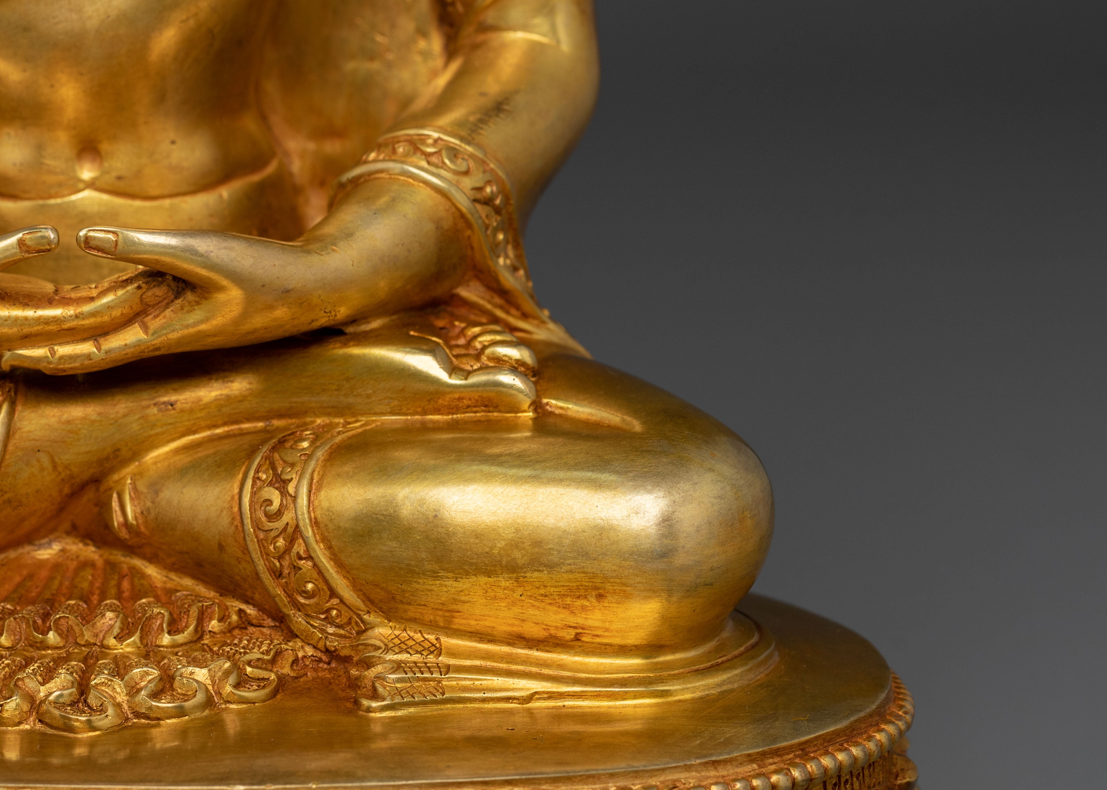 Pure Land Buddhist Statue of Amitabha Buddha: Buddhist Decor