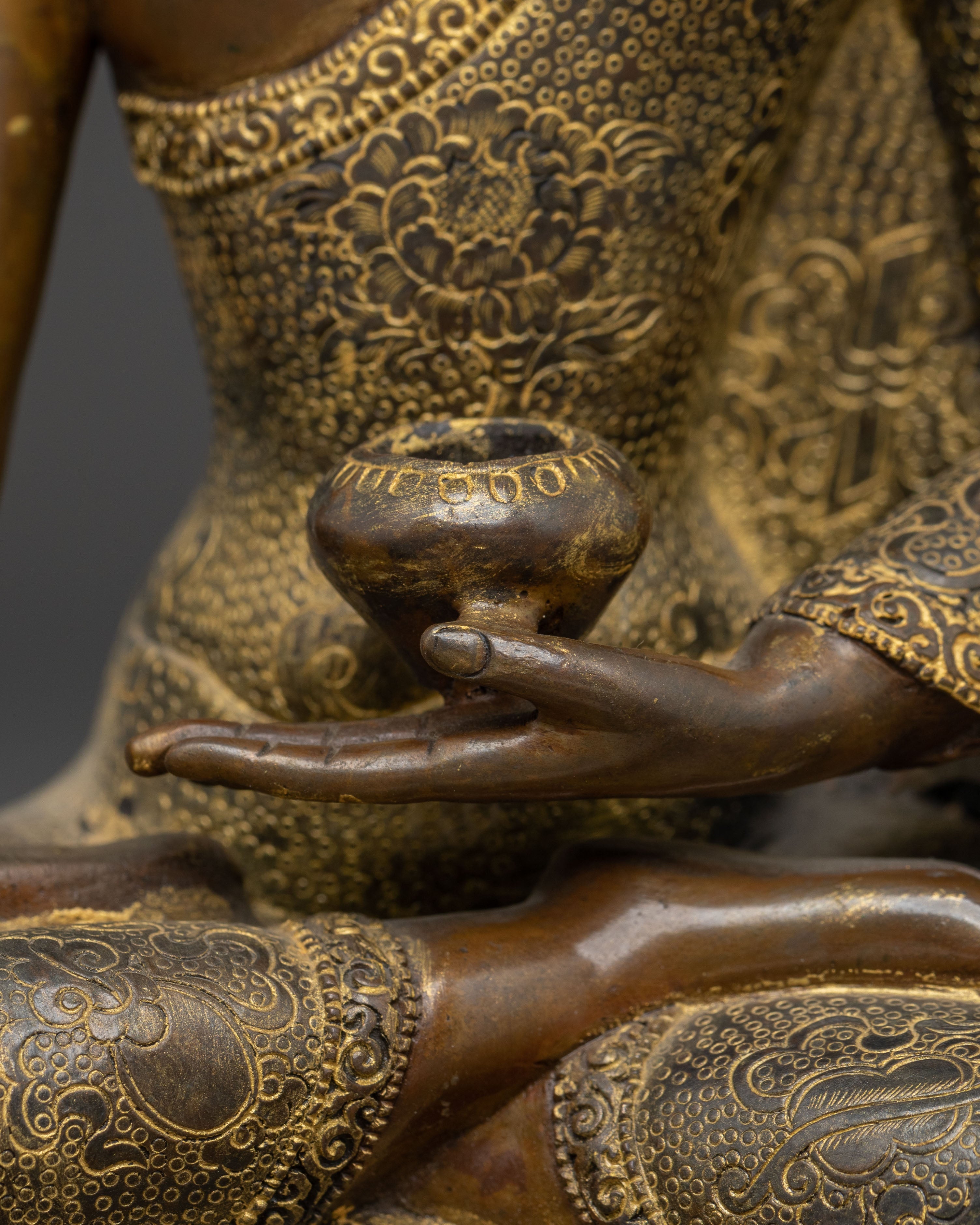 Handcrafted Copper Statue of Shakyamuni Buddha | Enlightenment Symbol