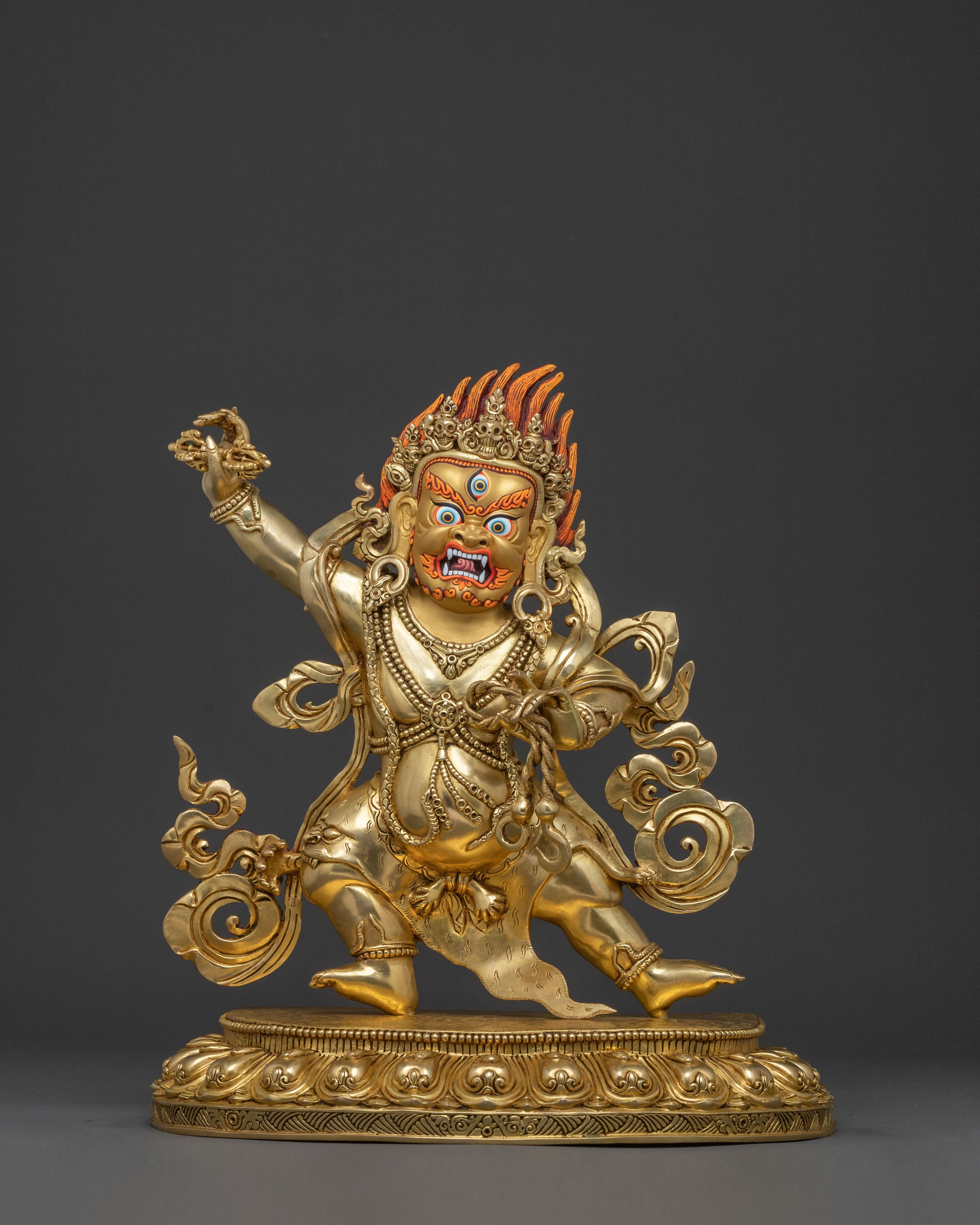 Guardian Vajrapani Statue: Spiritual Protection