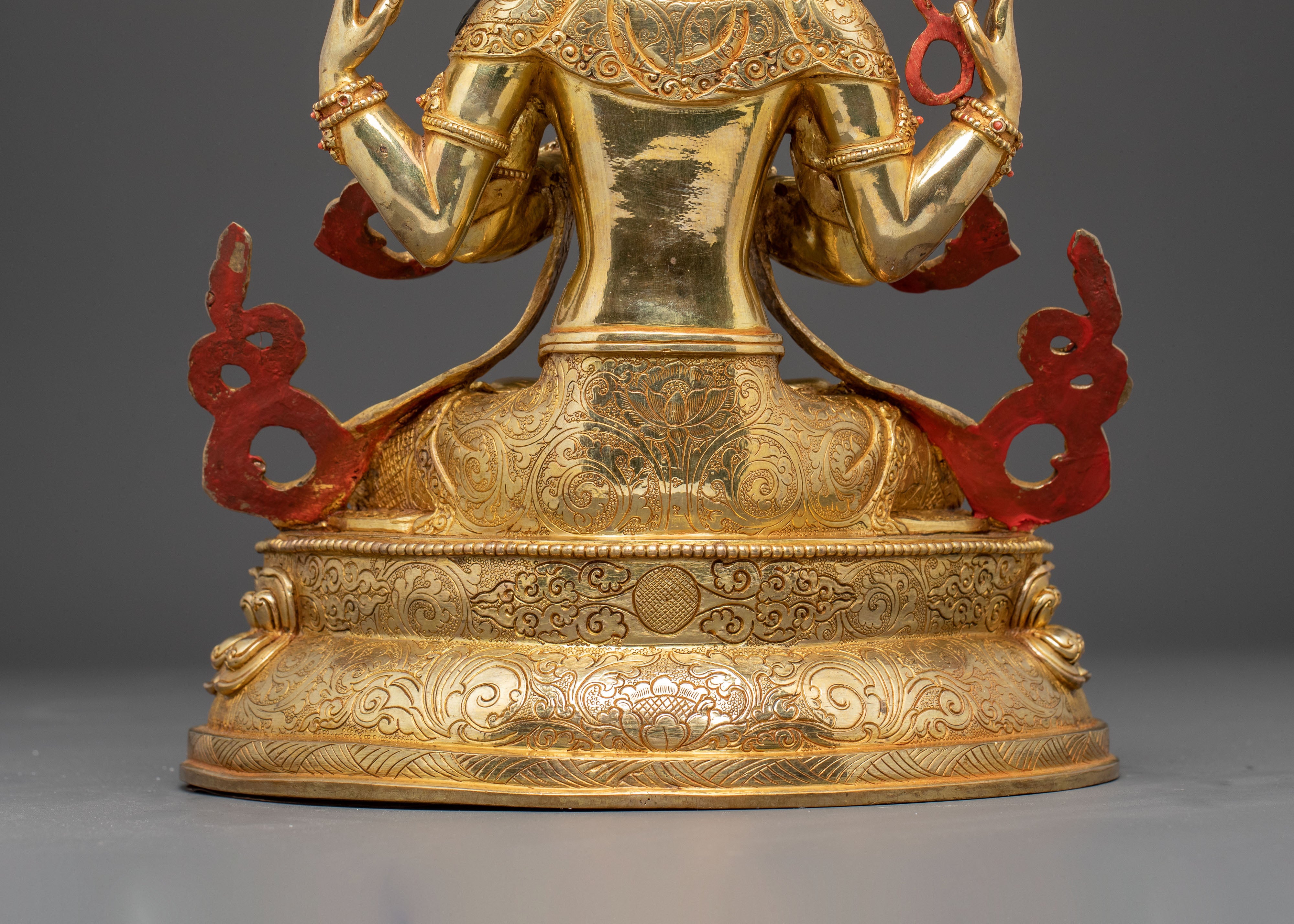Chenrezig Statue: The Power and Compassion
