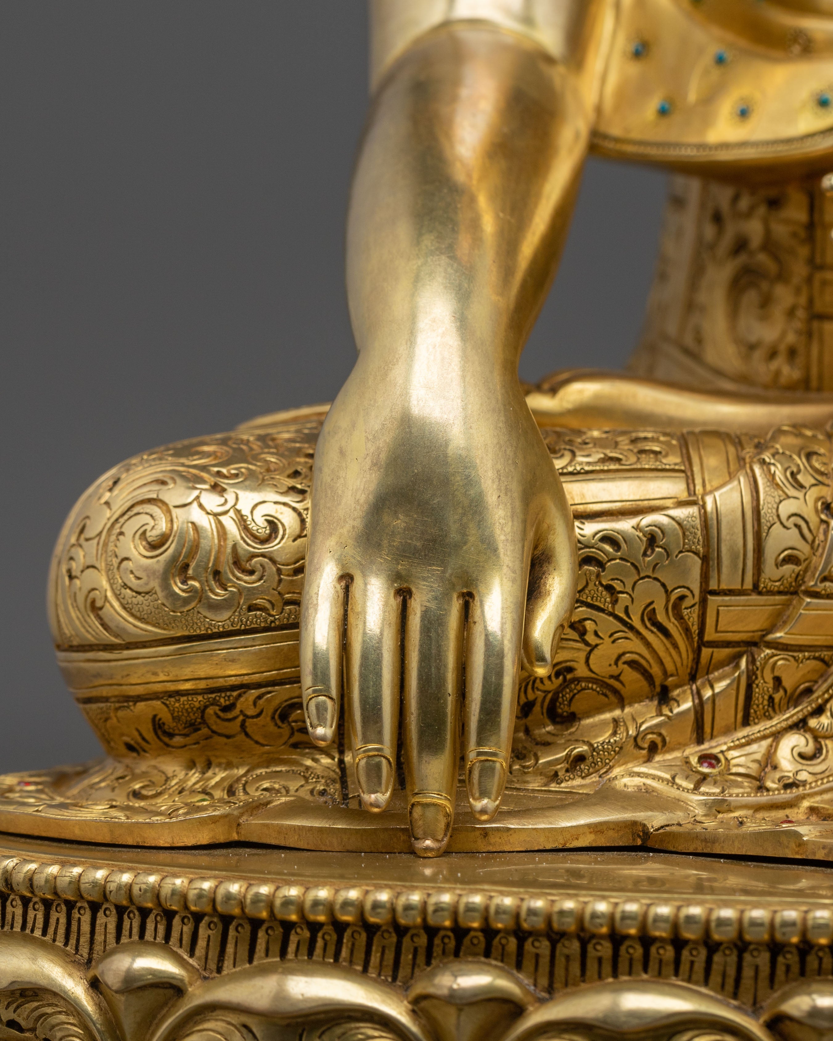 Shakyamuni Buddha 24K Fire Gold Gilded Statue: Meditation Decor