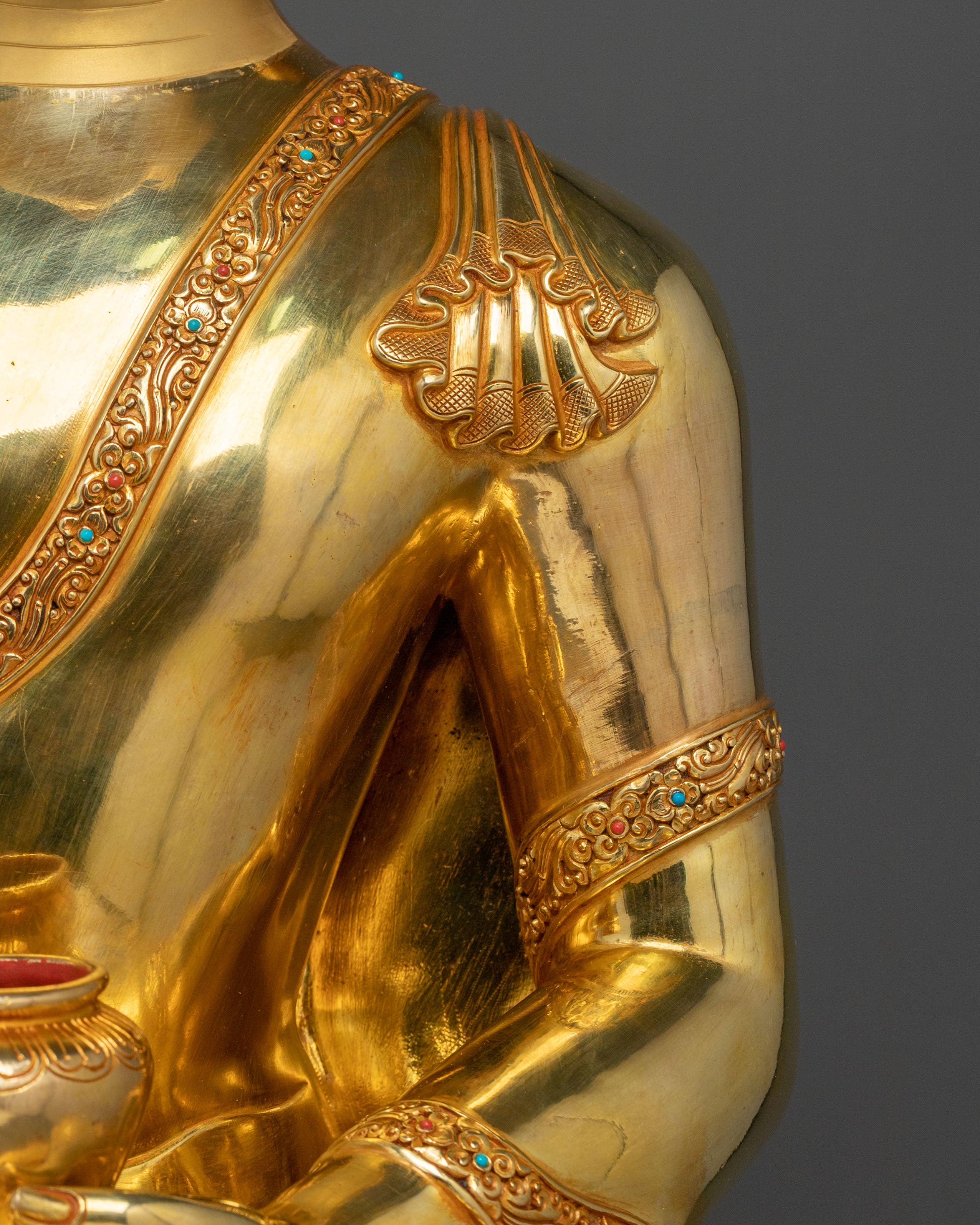 Shakyamuni Buddha Statue of Divine Knowledge