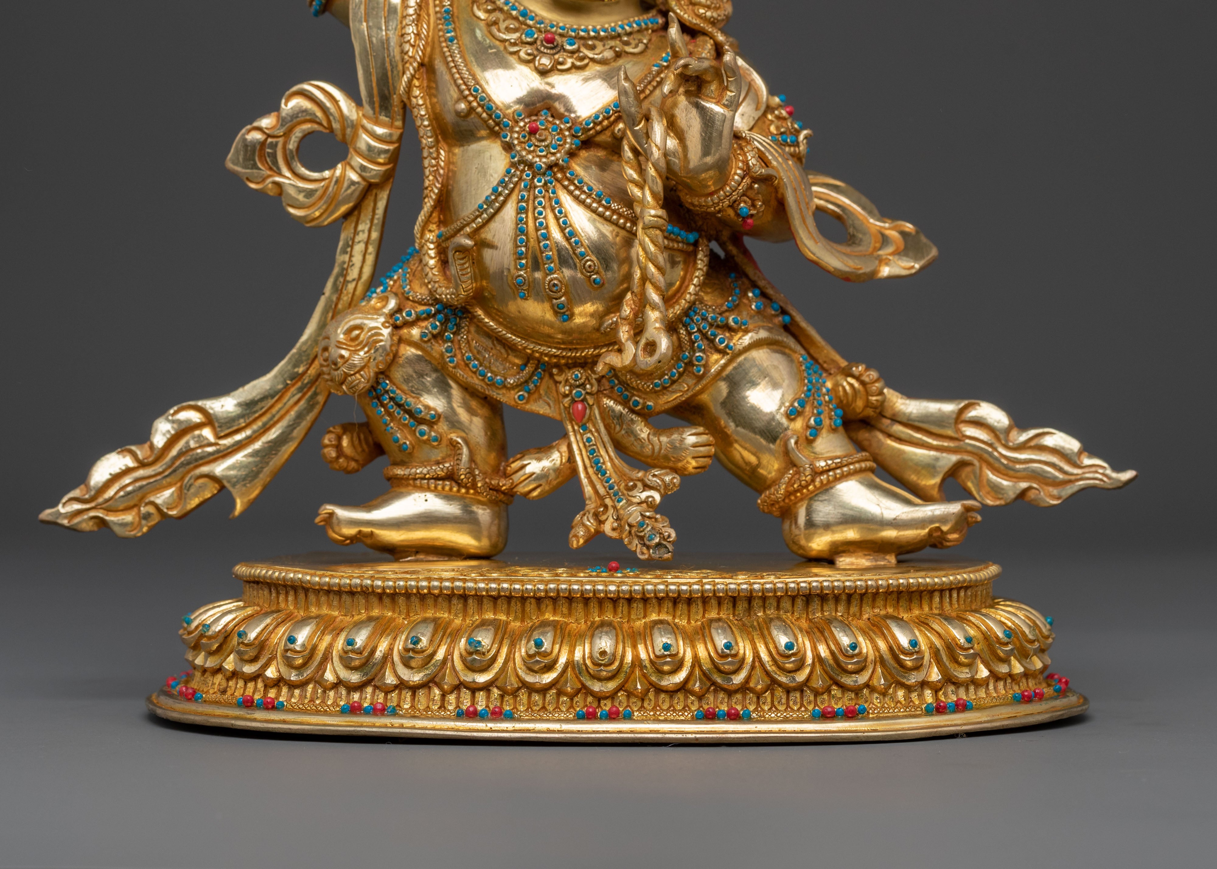 Vajrapani Golden Statue | Indomitable Guardian