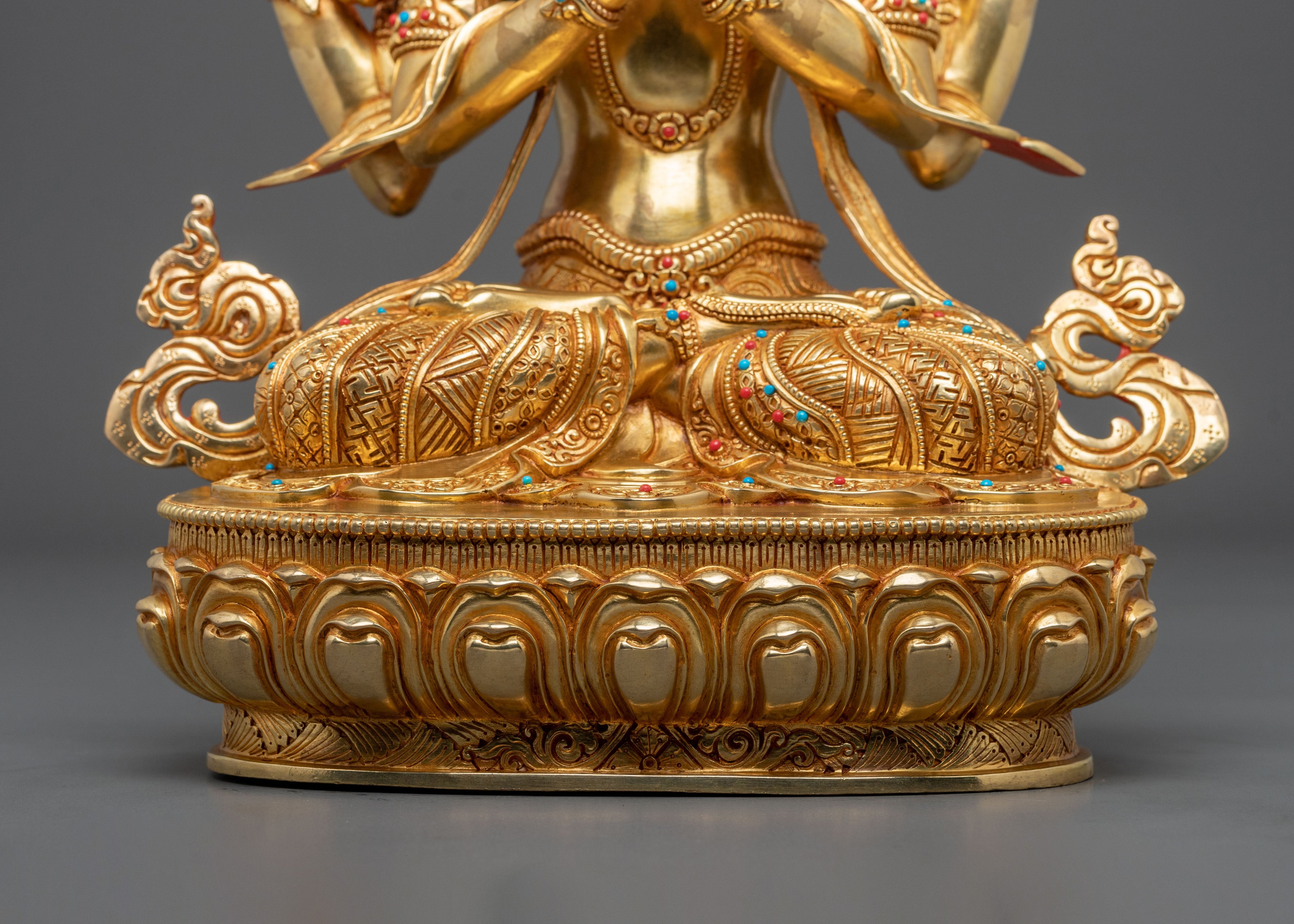 Chenrezig Statue: Bodhisattva of Infinite Compassion