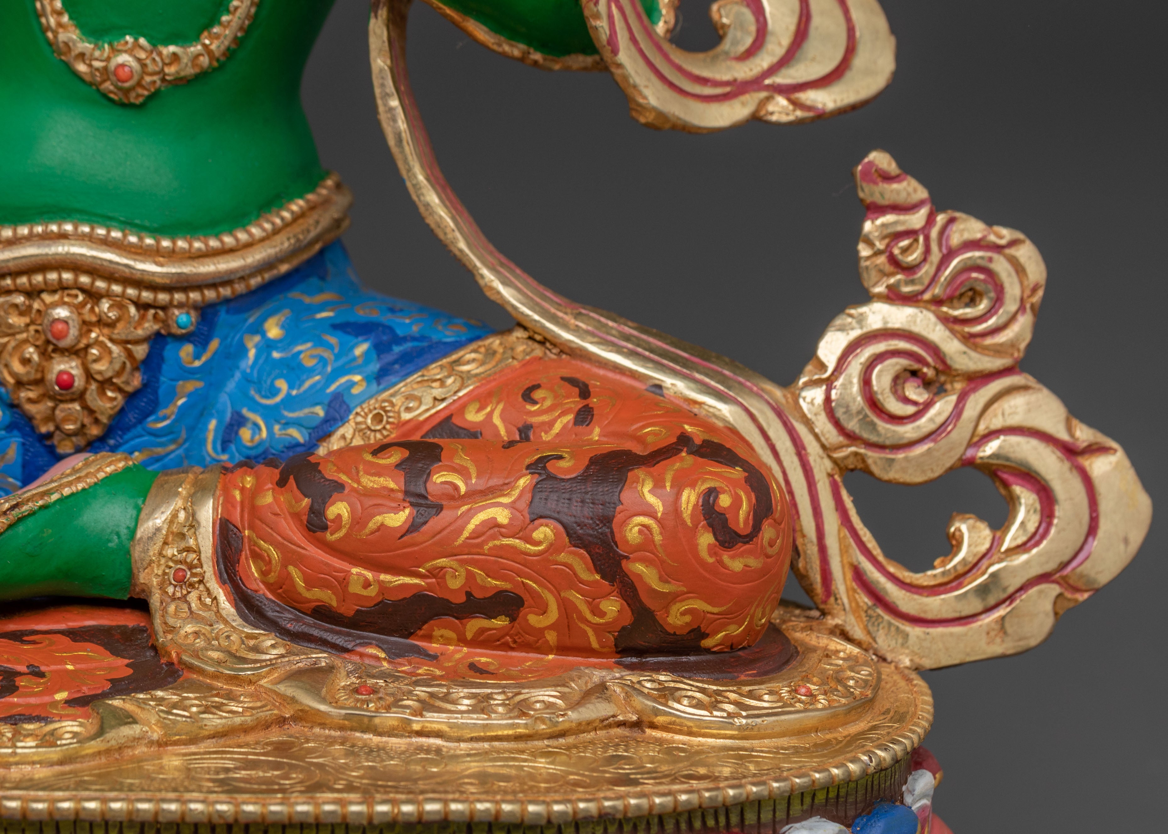 Protector Green Tara Statue – Meditational Decor