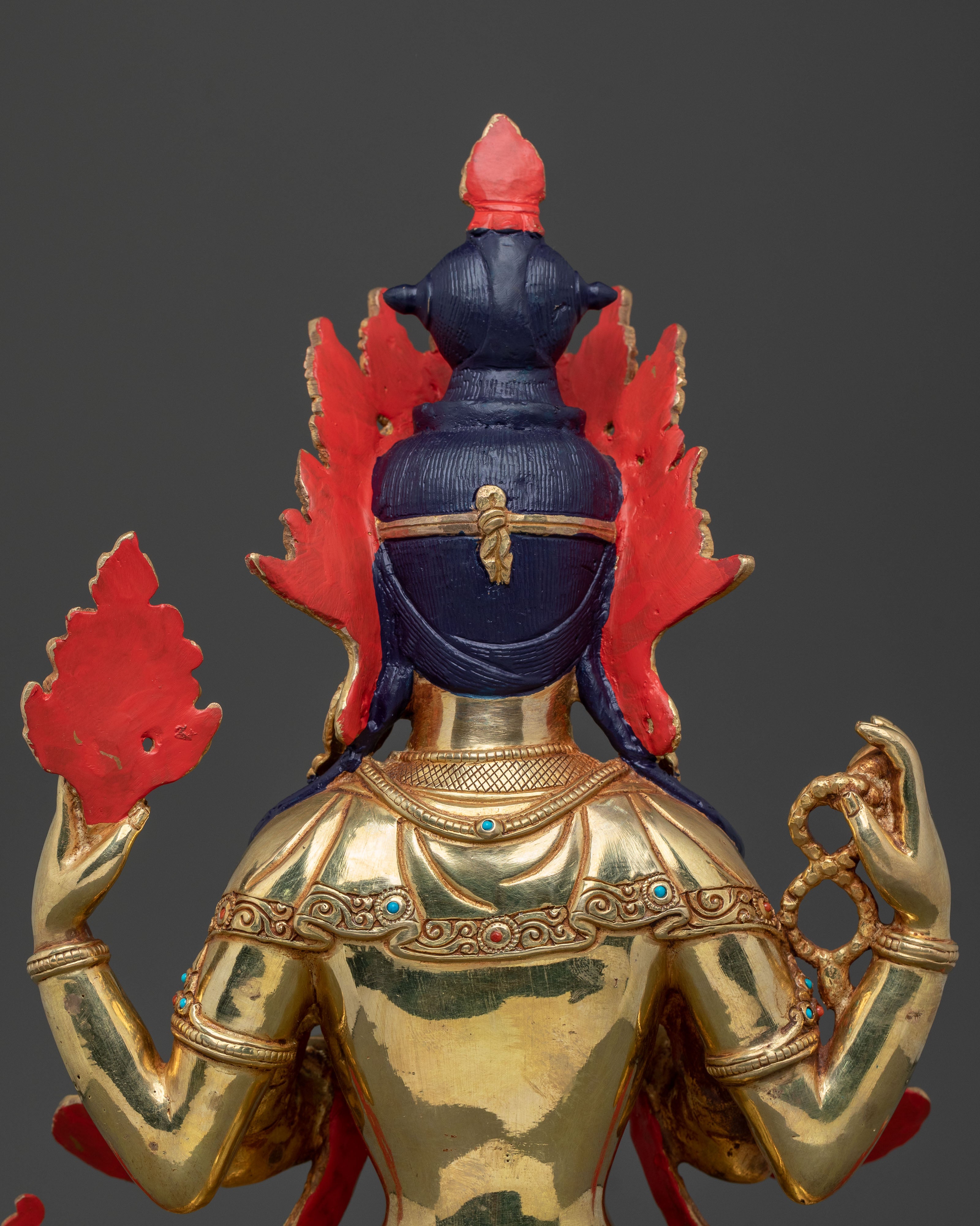 Chenrezig Sculpture: Compassionate Bodhisattva