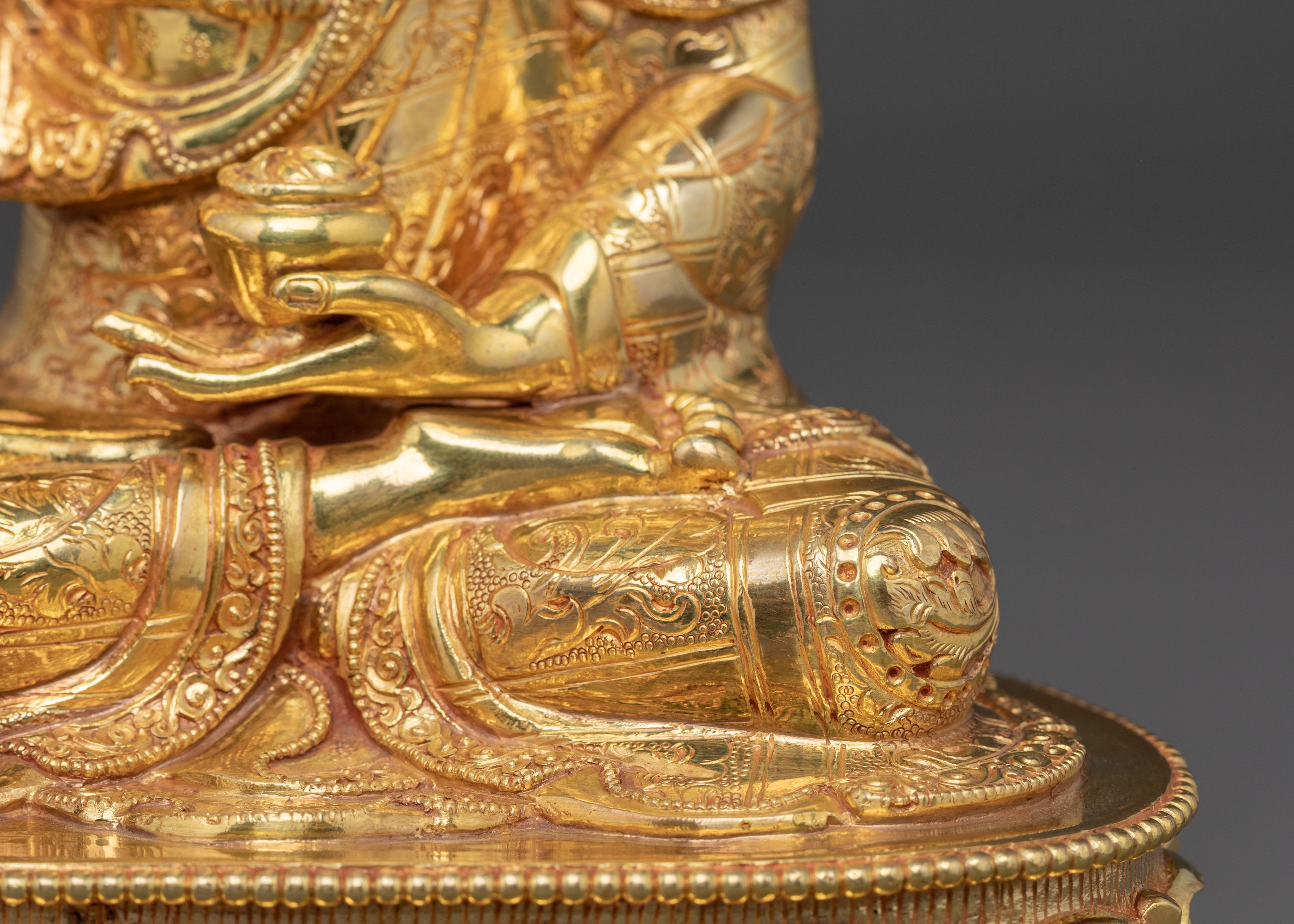 Founder Buddha: Shakyamuni Sculpture | Meditation Altar Decor