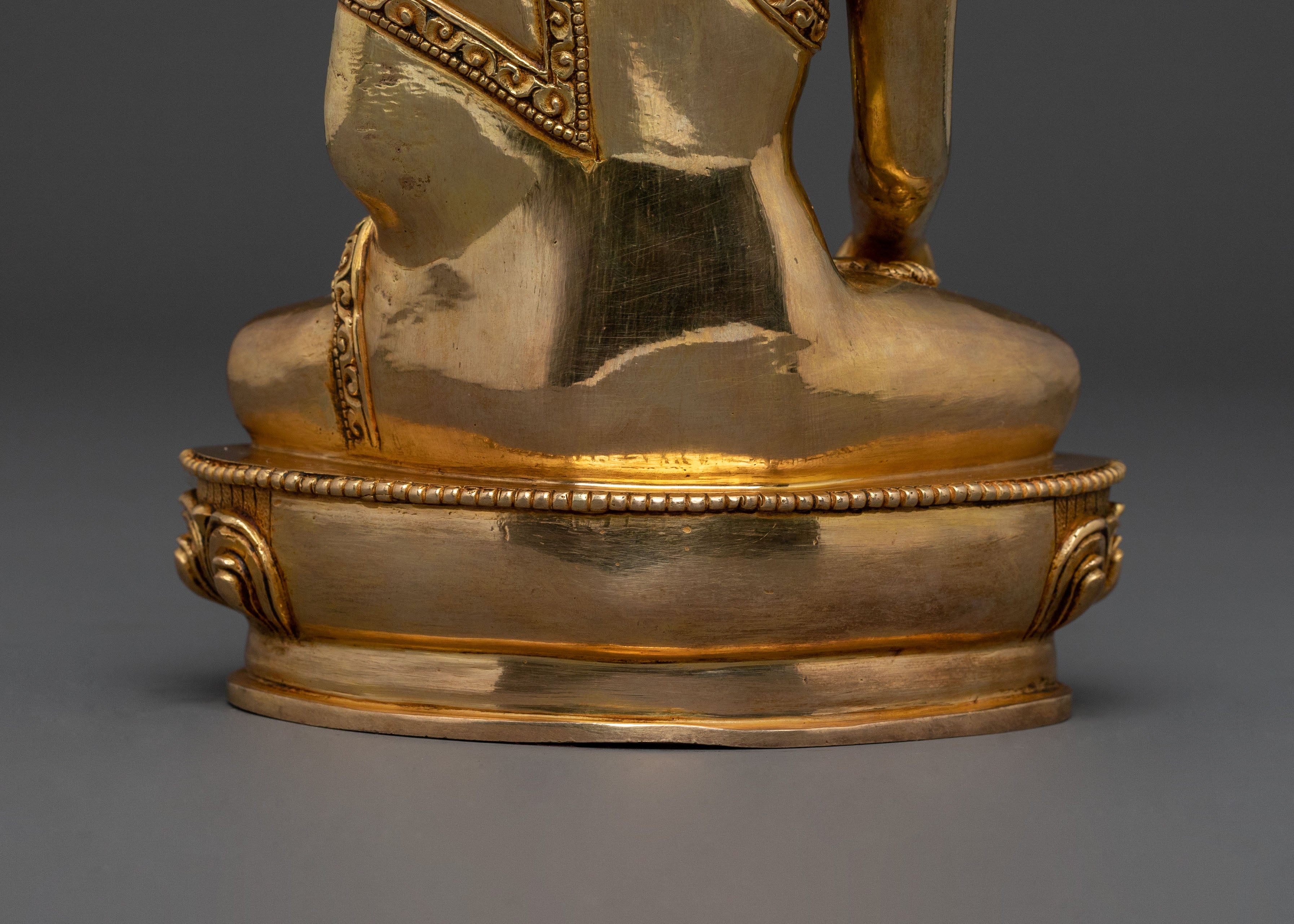 Handcrafted Shakyamuni Buddha Statue | Spiritual Icon