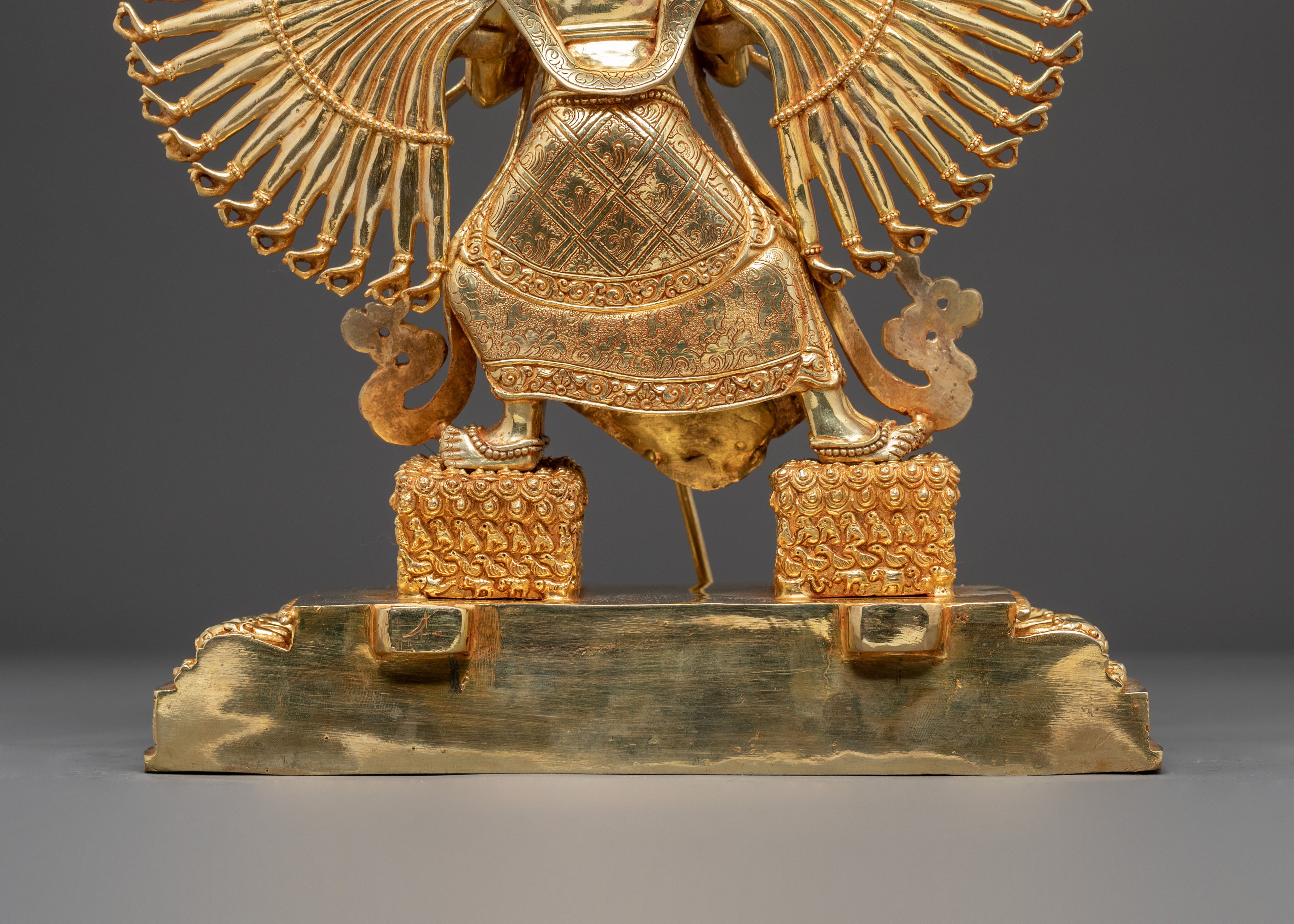 Handmade 1000-Armed Dukar Statue | Deity of Compassion