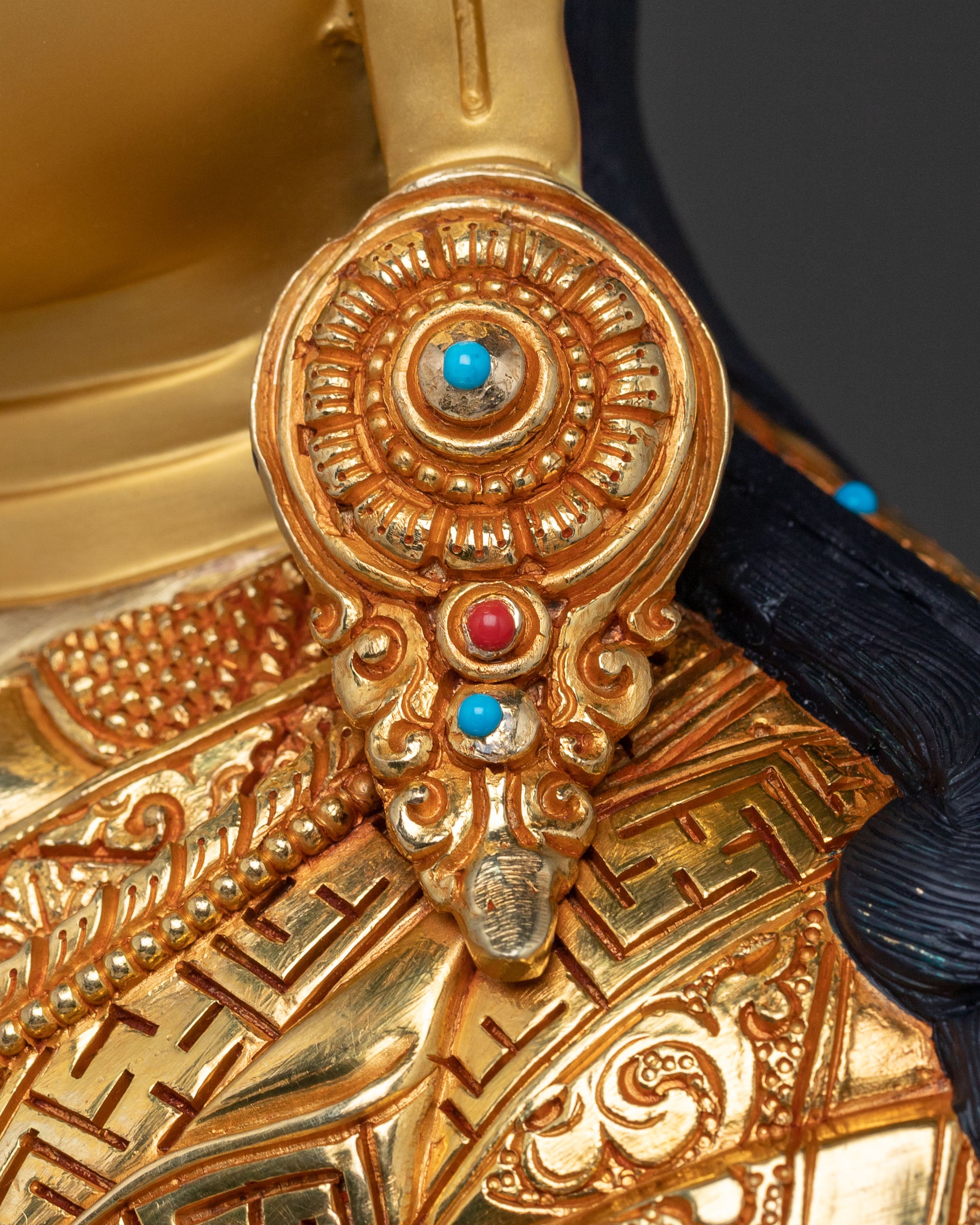 Guru Rinpoche Traditional Statue | Spiritual Altar Decor