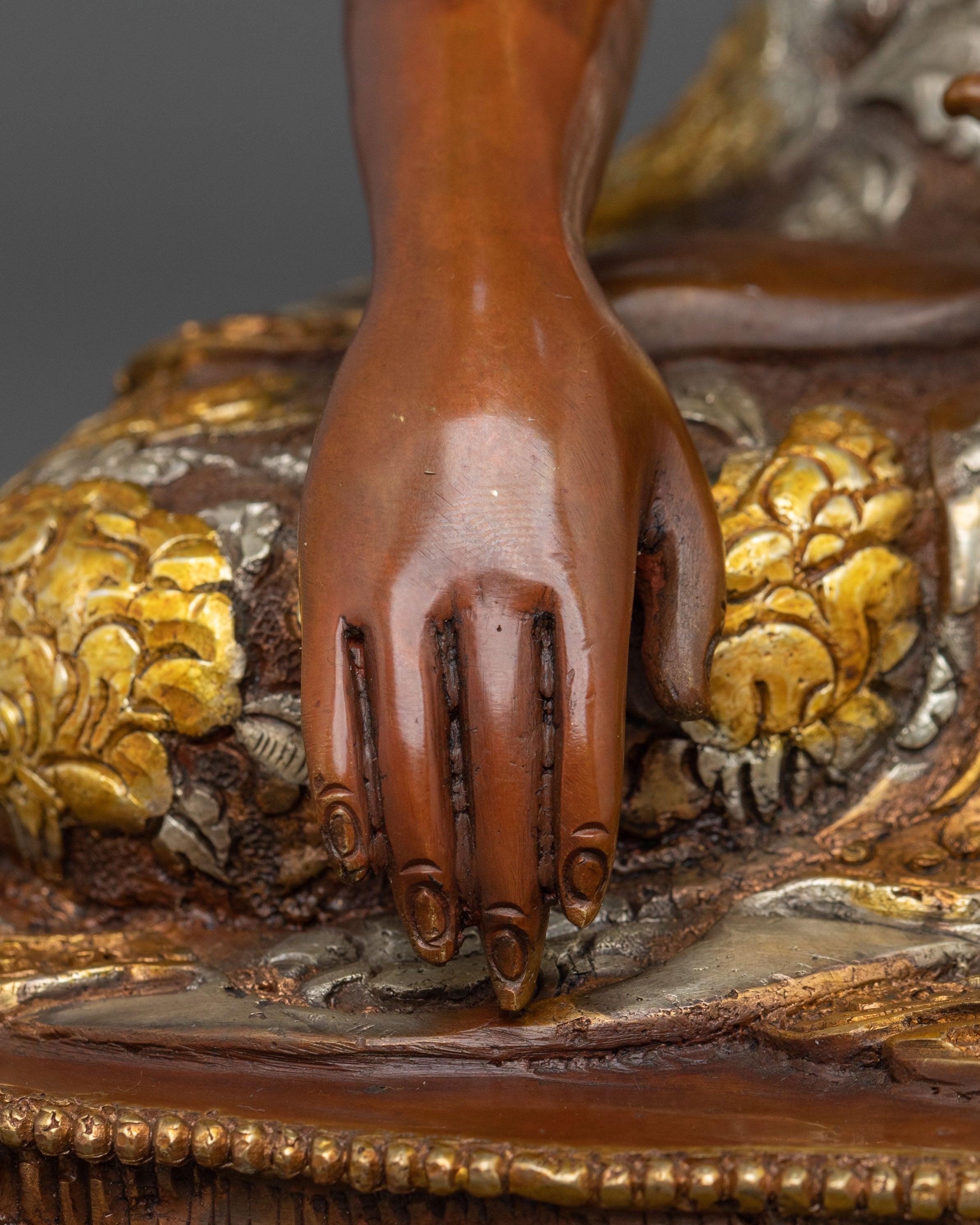 Handcrafted Himalayan Buddha Shakyamuni Statue