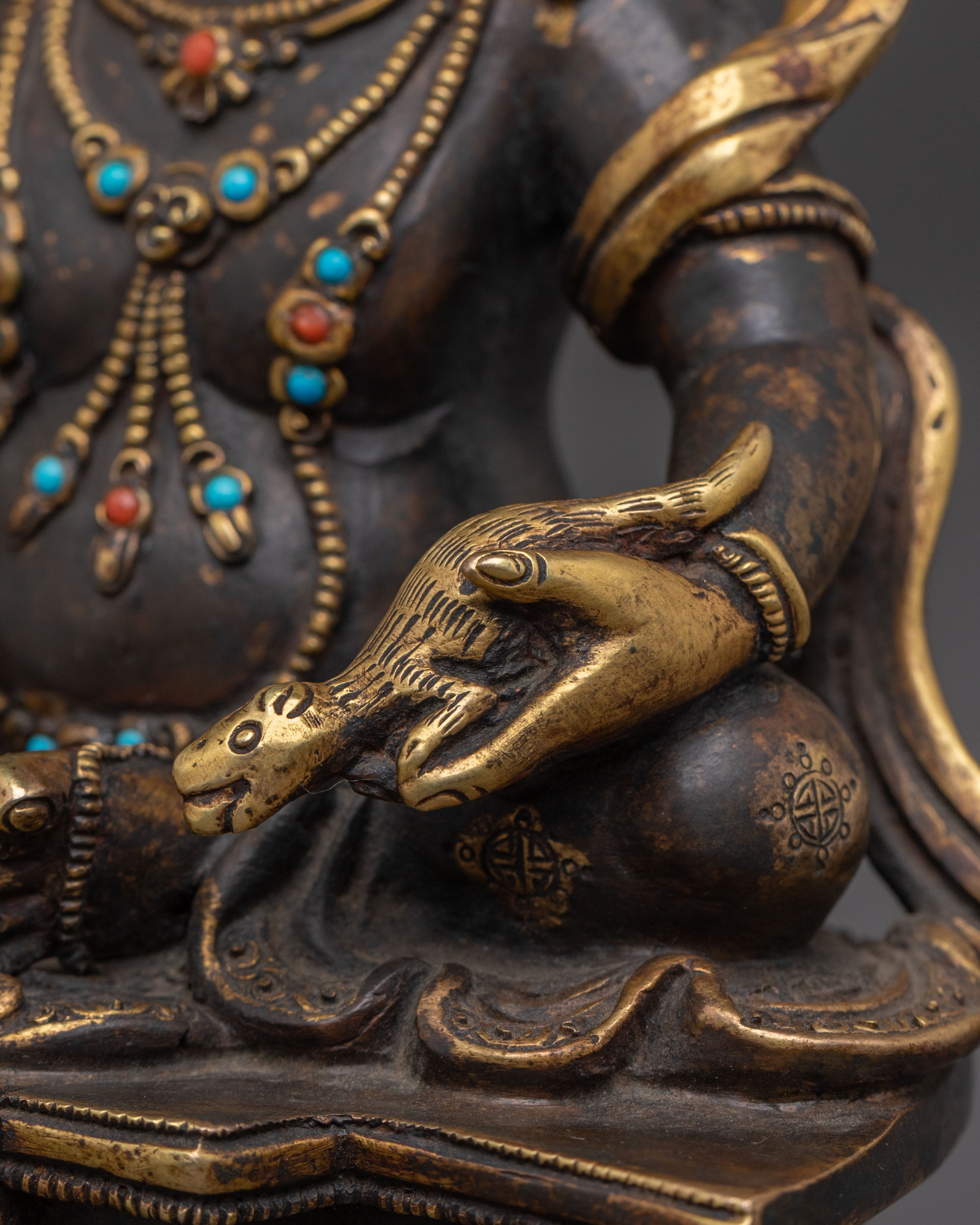 Guardian Dzambhala Statue | Prosperity Icon