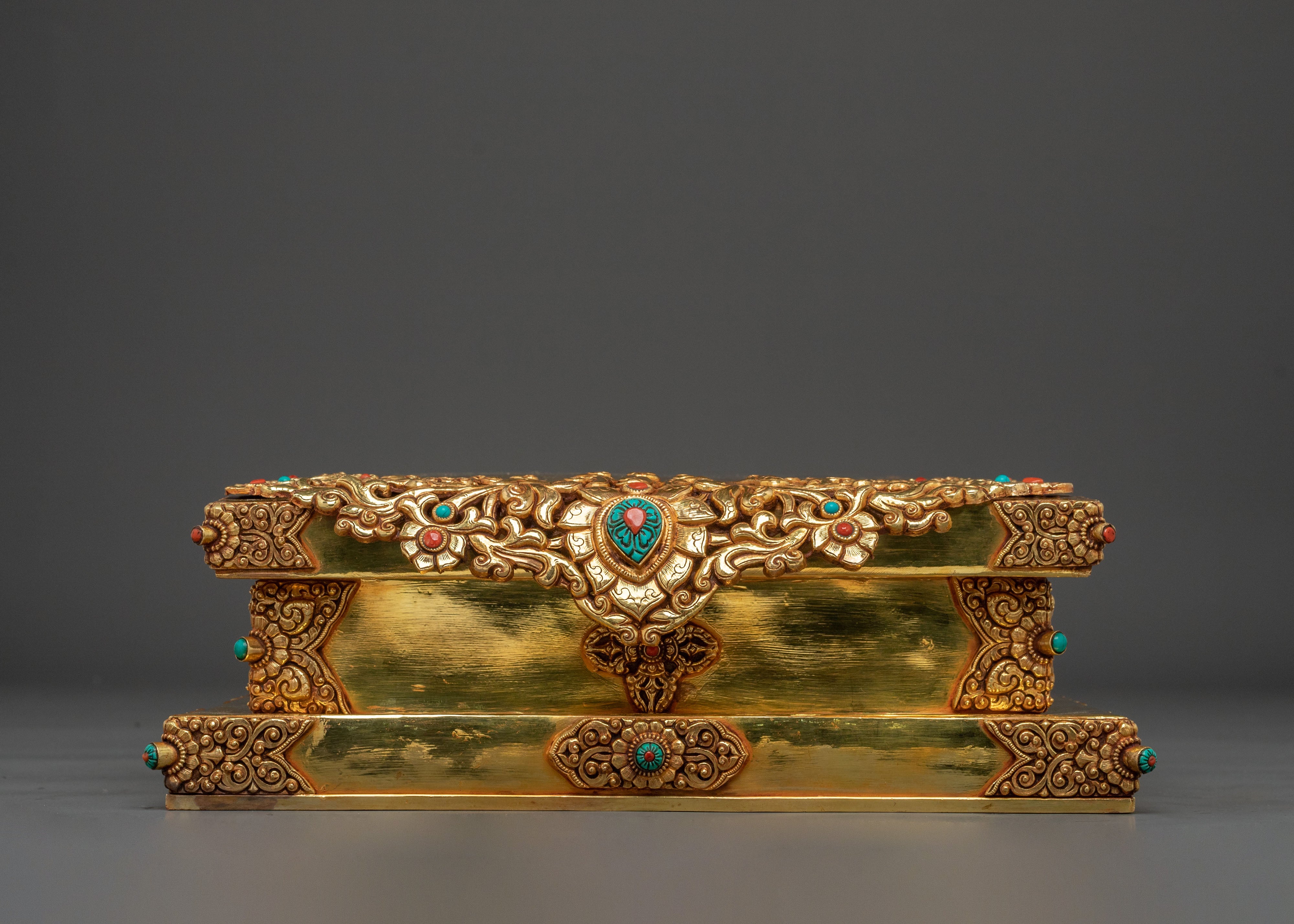 Throne: Sacred 24k Gold Gilded Shrine