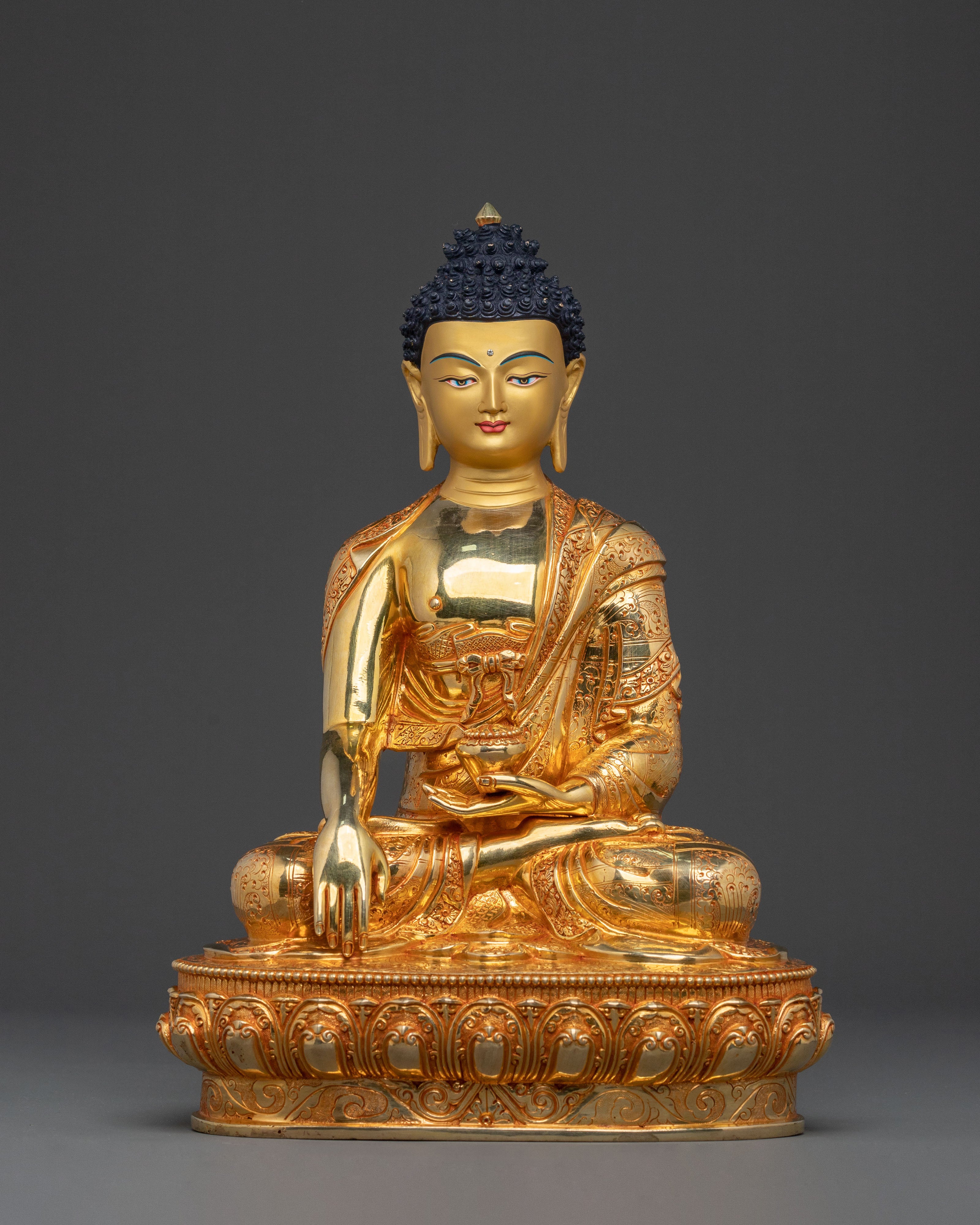 Shakyamuni Buddha Statue