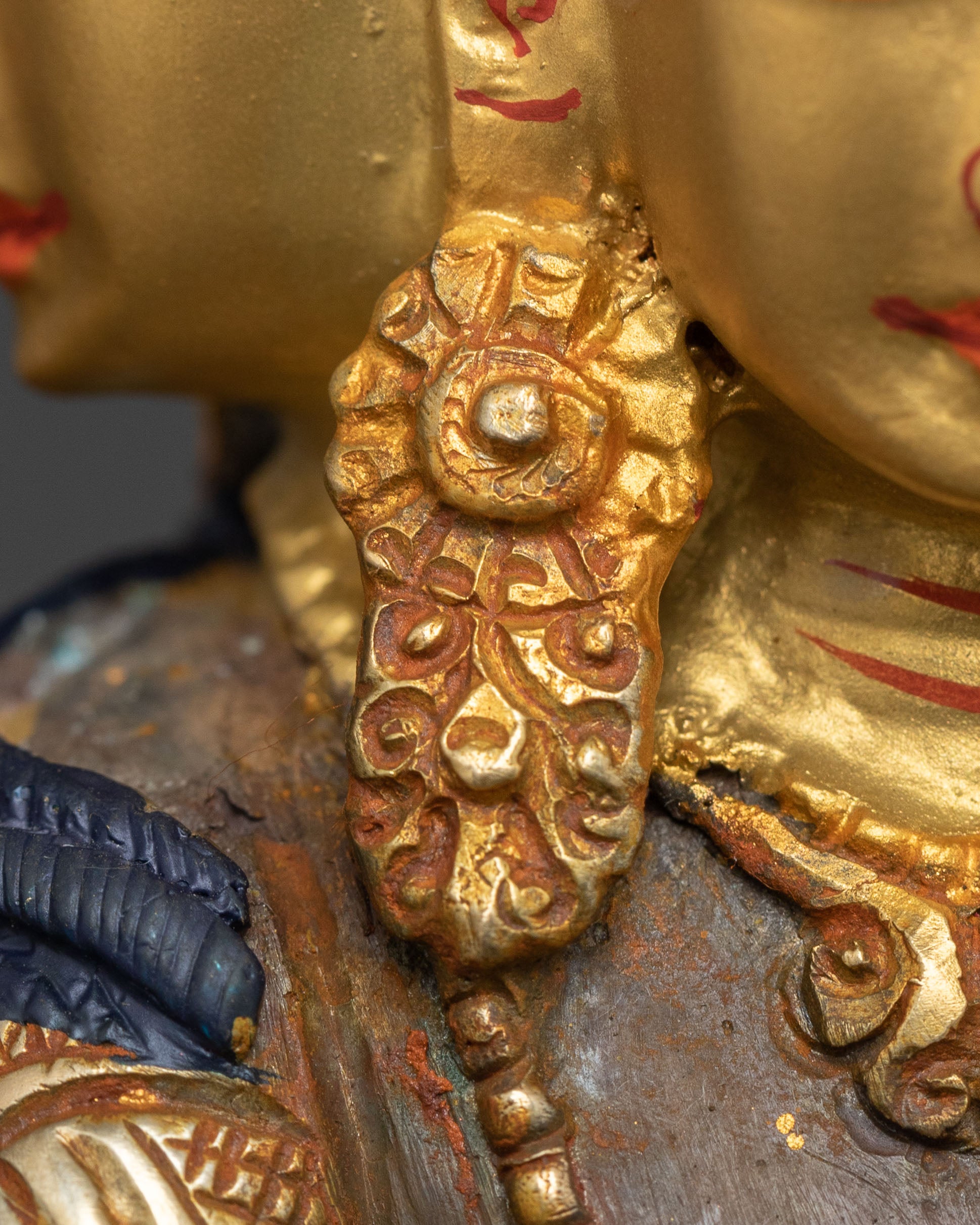 1000 Armed Chenrezig Statue | Divine Form
