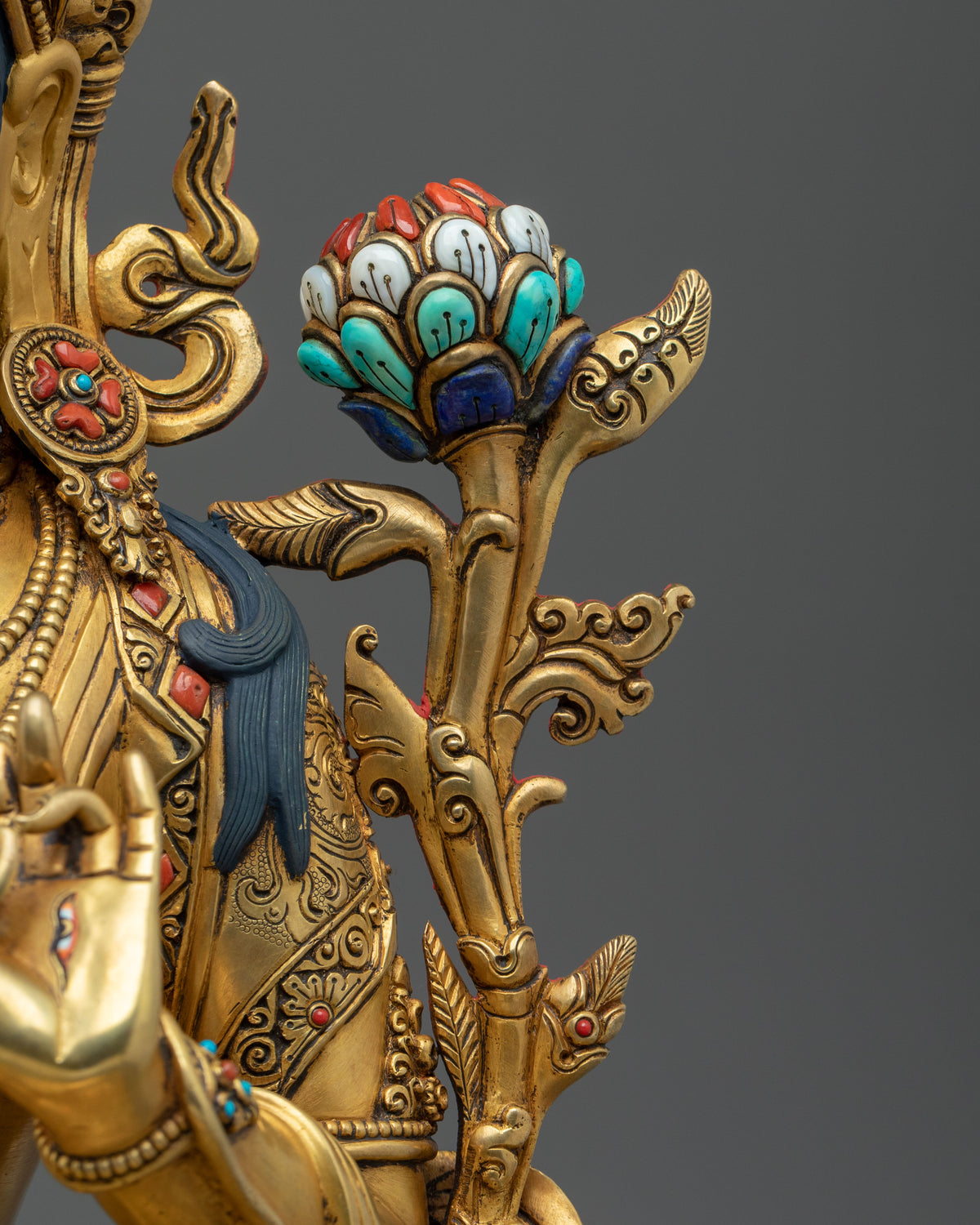 Seven Eyed Deity White Tara Sculpture | Symbol of Healing and Longevity
