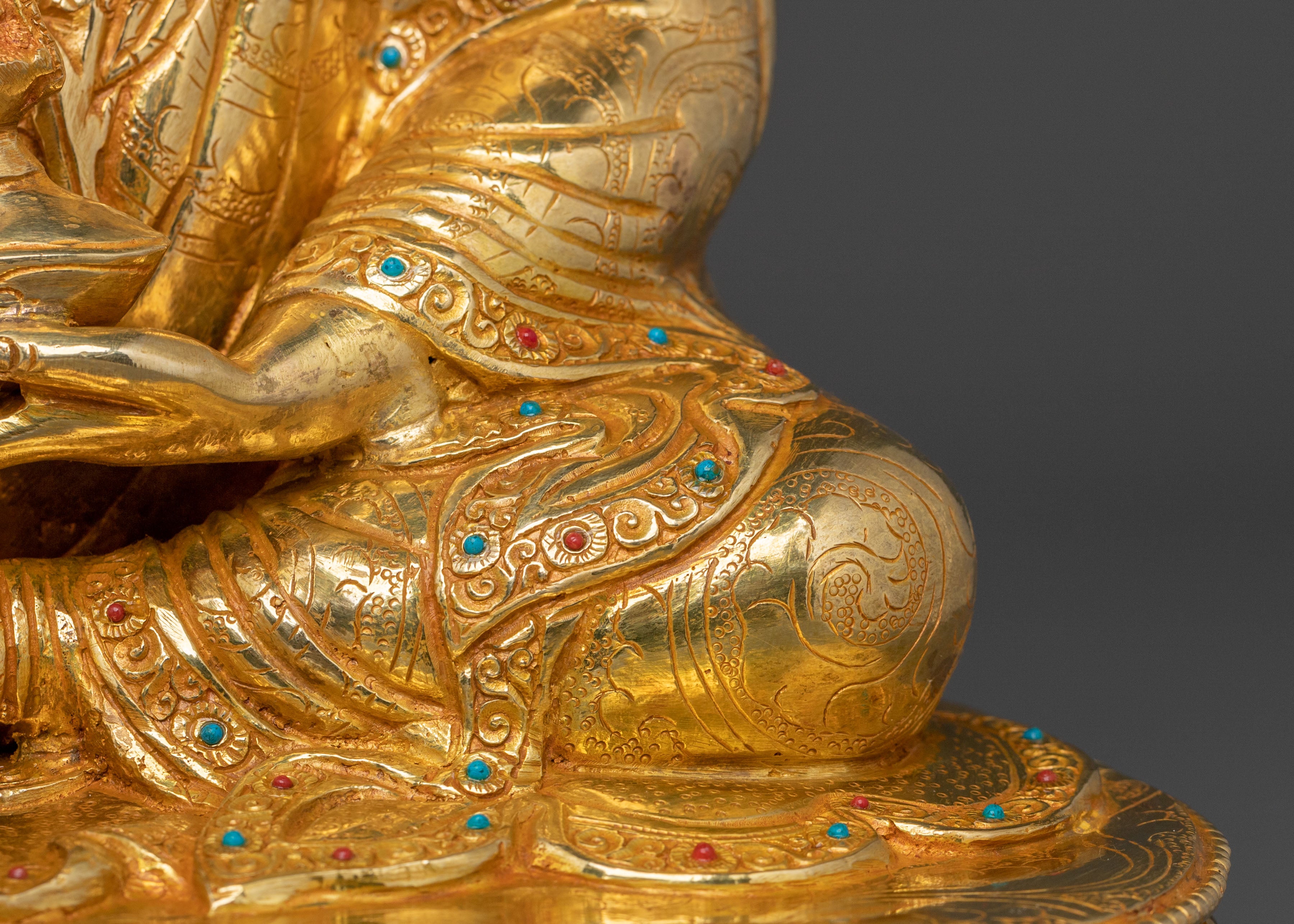 Tantric Master Statue: Guru Rinpoche | Home Decor