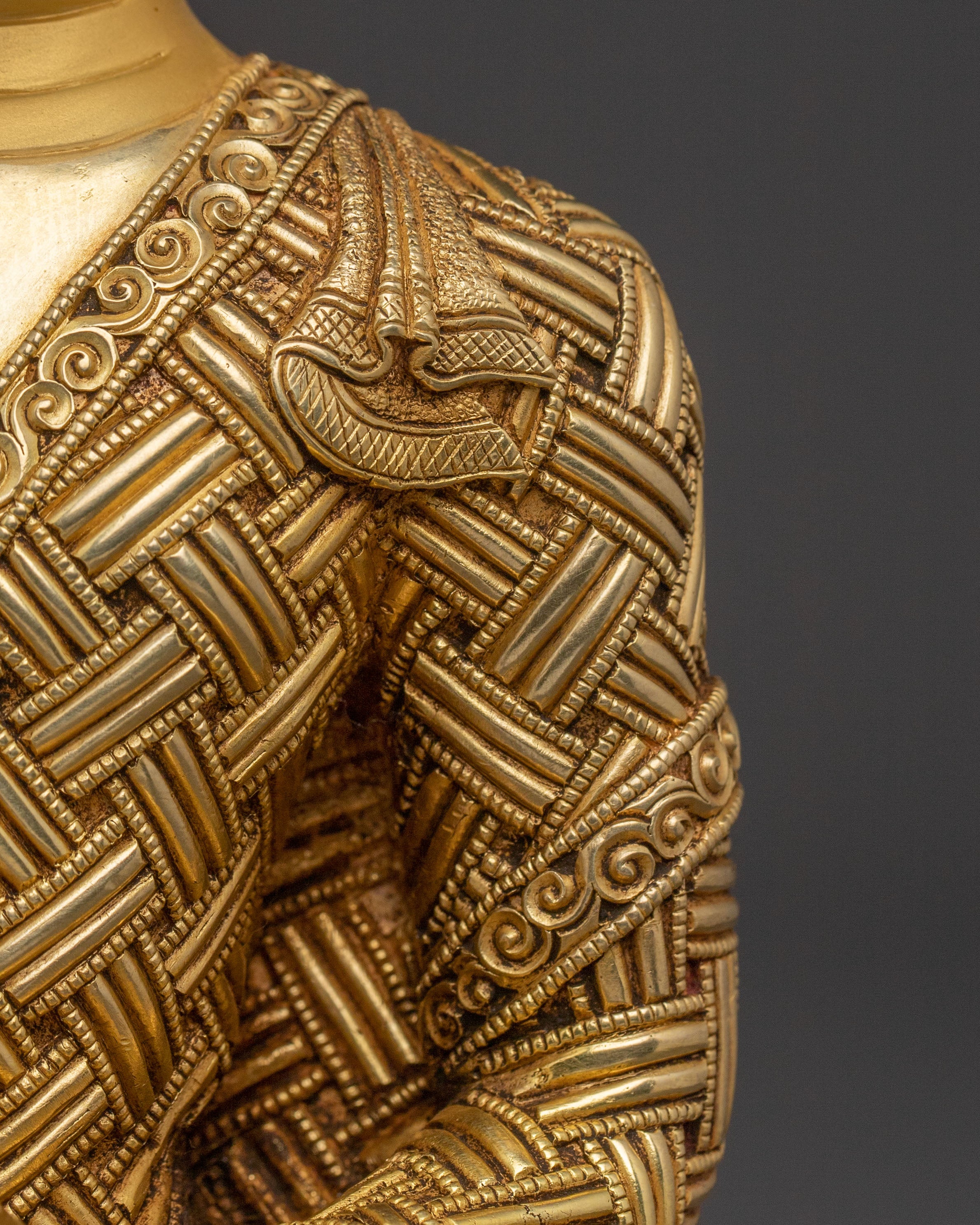 Shakyamuni Buddha Enlightenment Statue for Blessing | 24K Gold Gilded