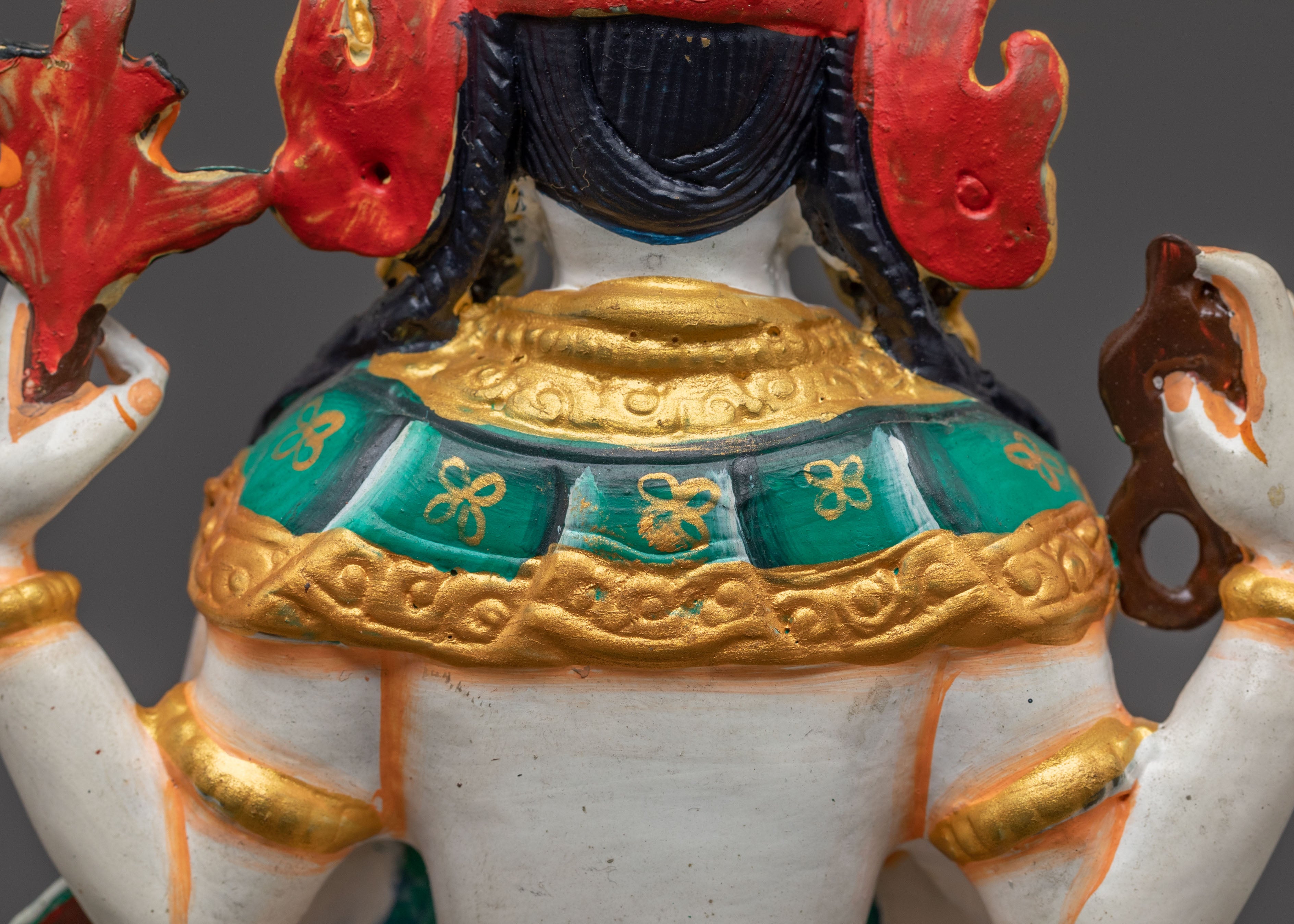 Chenrezig Meditational Statue – Handcrafted Devotion